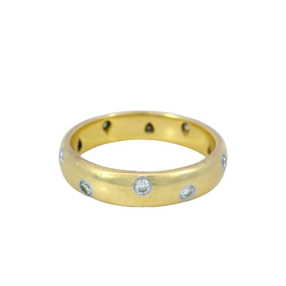 Tiffany & Co. Etoile 18K Gelbgold Diamant Eternity-Ring Größe 6,5

Dieser Ring aus 18 Karat Gelbgold von Tiffany & Co. verbindet dezentes Design mit Alltagstauglichkeit. Die matte Oberfläche verleiht dem Gold ein weiches, dezentes Aussehen, während