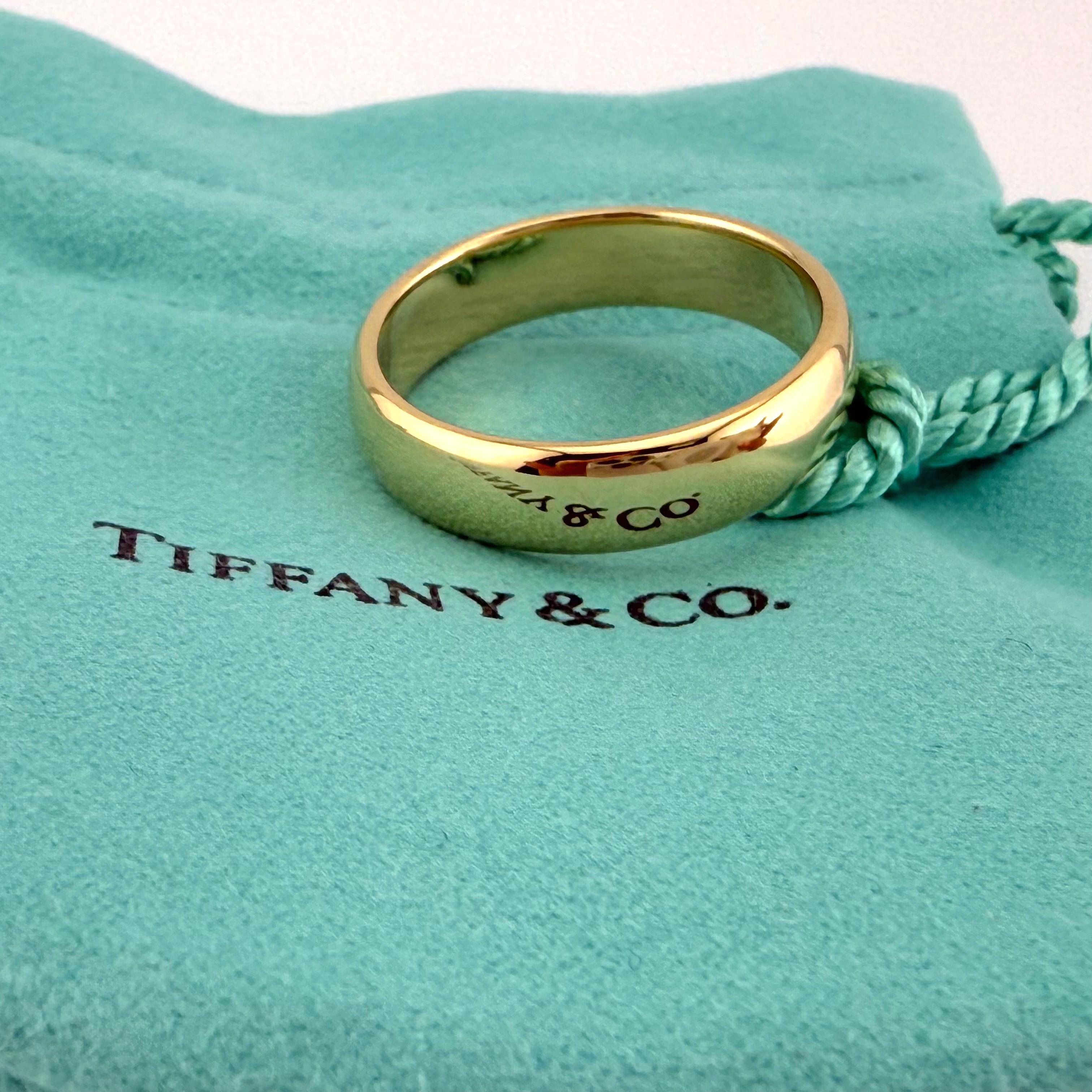 da uomo o donna Anello a fascia Forever 6 mm in oro giallo 18k di Tiffany & Co. in vendita