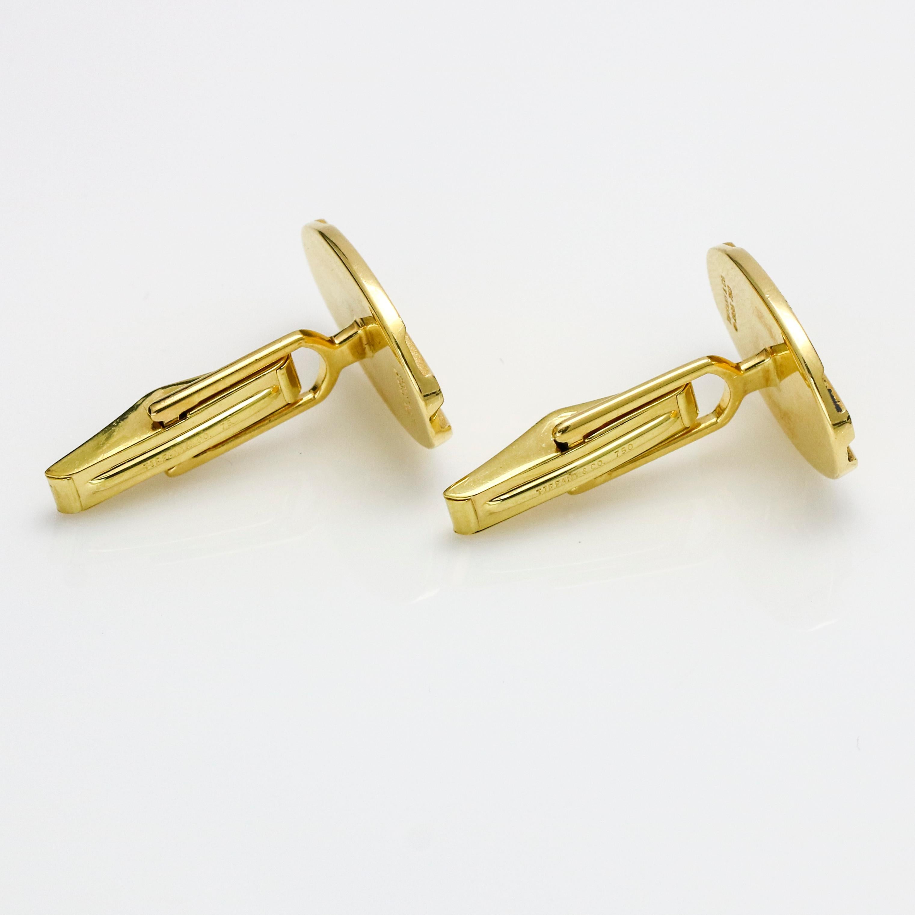Tiffany & Co. 18 Karat Yellow Gold Groove Oval Cufflinks In Good Condition For Sale In Fort Lauderdale, FL
