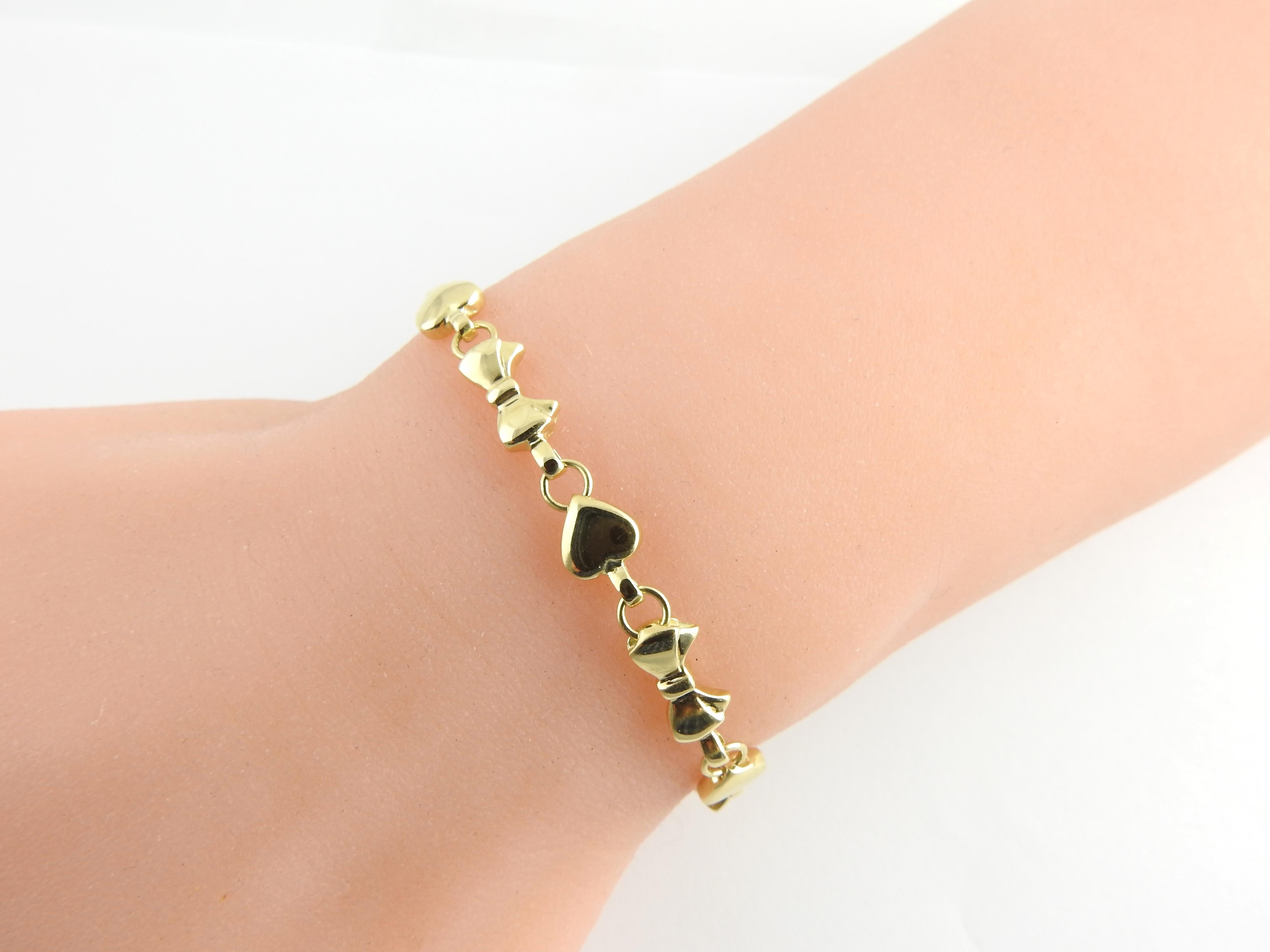 Tiffany & Co. 18 Karat Yellow Gold Hearts and Bows Link Bracelet 2