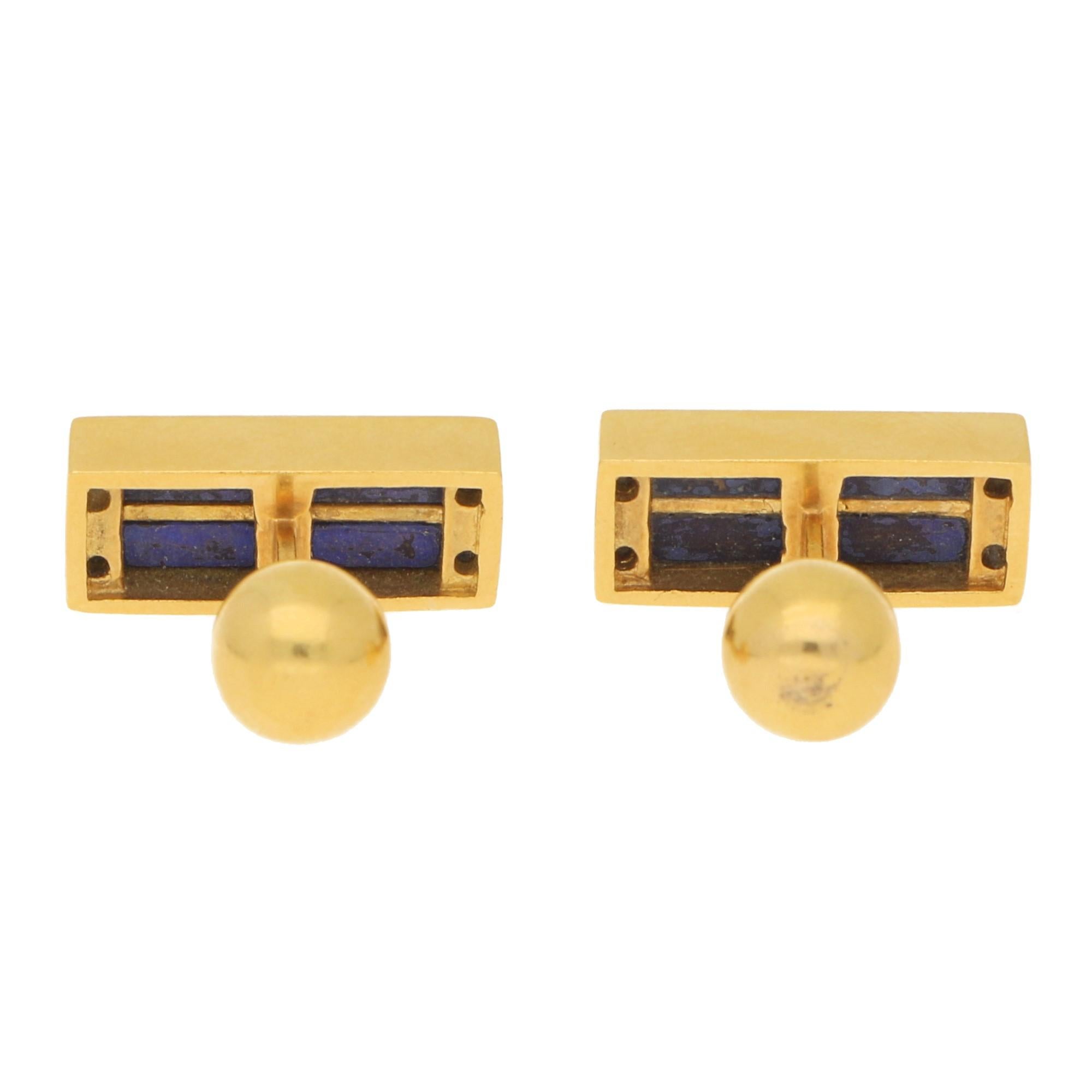 Tiffany & Co Blue Lapis Cufflinks Set in 18k Yellow Gold  In Good Condition In London, GB