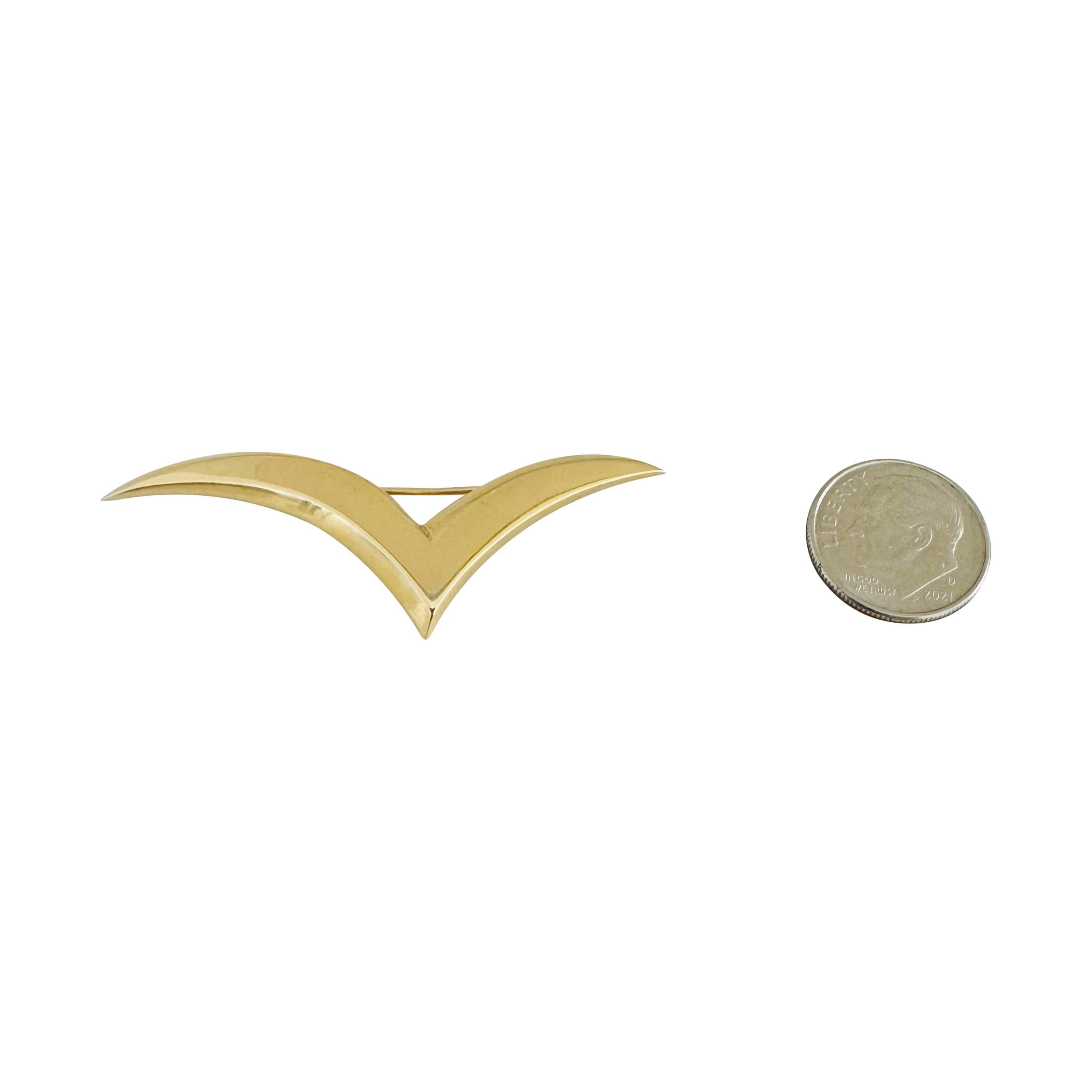 Condition:  Excellent Condition, Professionally Cleaned and Polished
Metal:  18k Gold (Marked, and Professionally Tested)
Weight:   6.1g
Length:  2 Inches
Width:  0.70 Inches
Markings:  