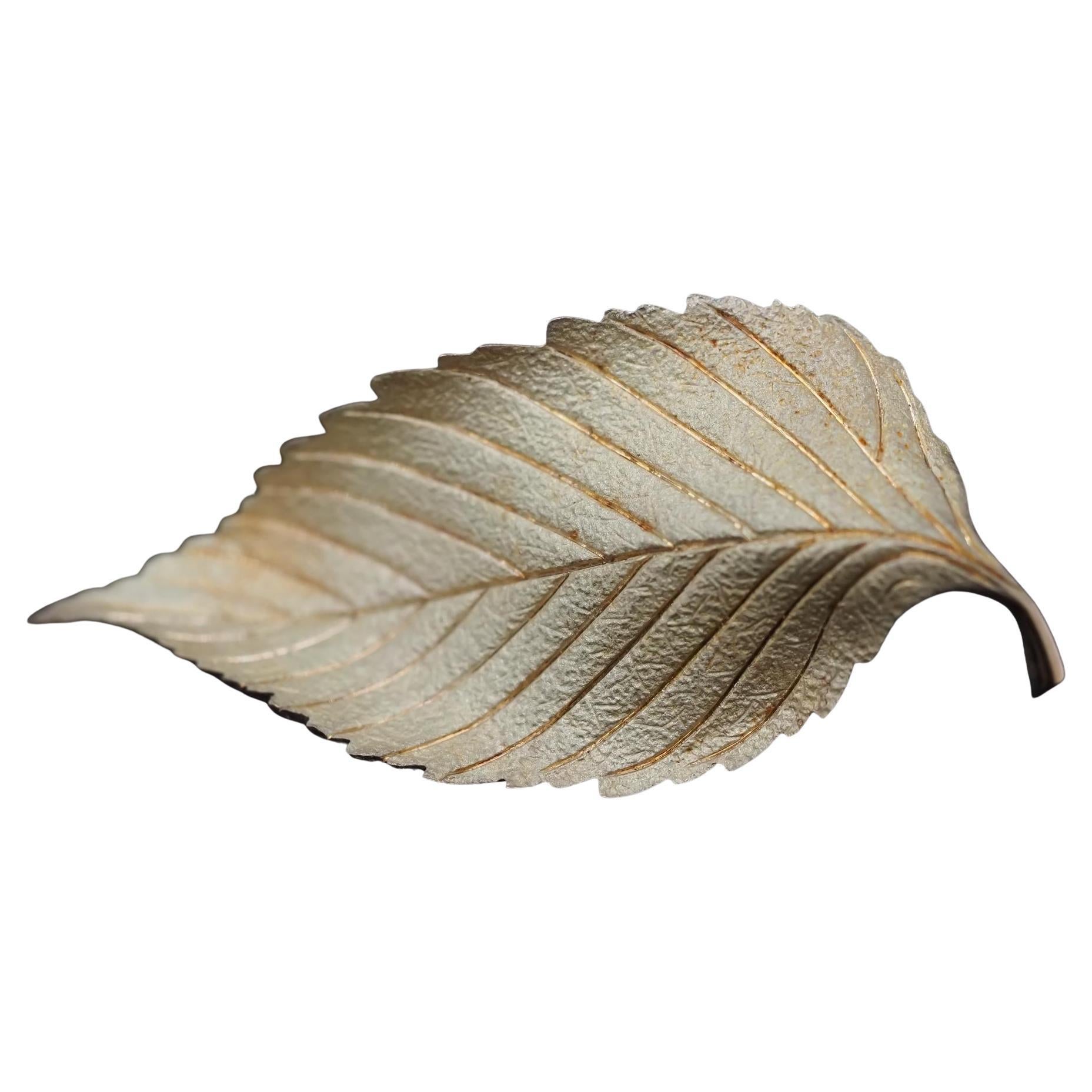 Tiffany & Co. Broche feuille en or jaune 18 carats