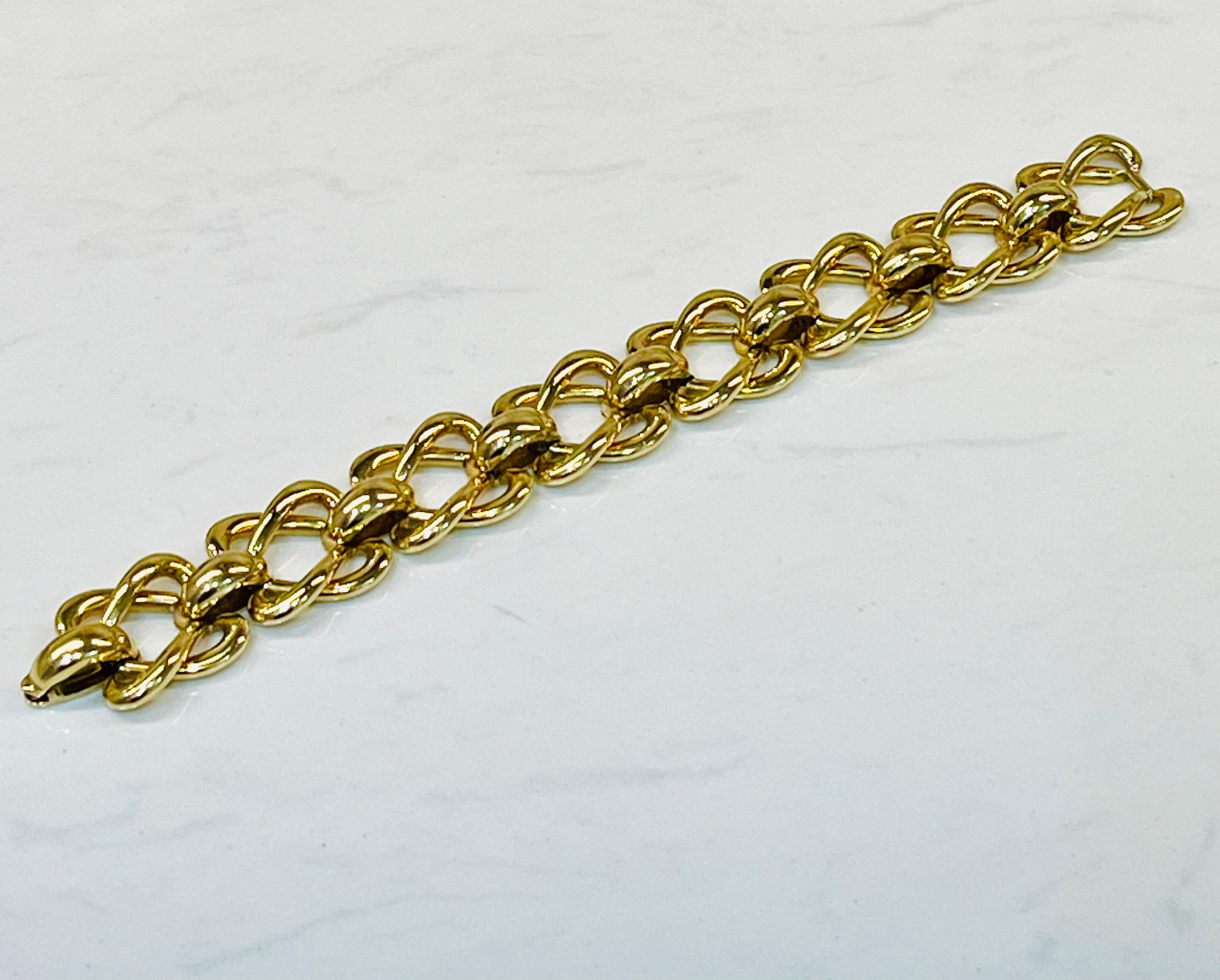 Tiffany & Co. 18K Yellow Gold Link Bracelet In Good Condition For Sale In Naples, FL