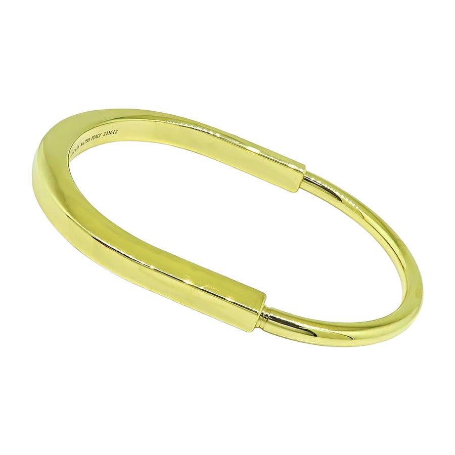 Tiffany & Co. Armreif mit Schloss aus 18-karätigem Gelbgold im Angebot