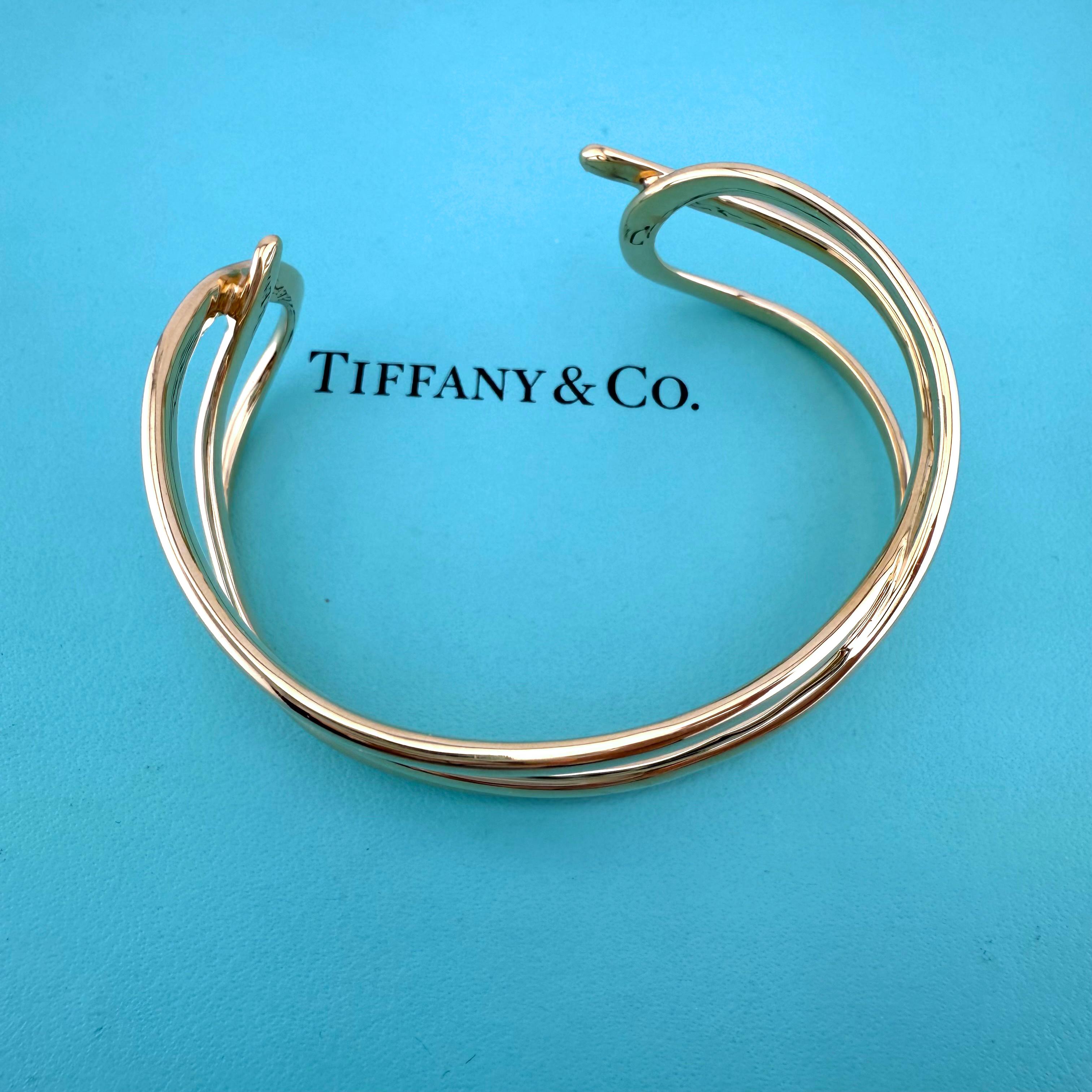 Tiffany & Co Bracelet à boucles en or jaune 18k Pour femmes en vente