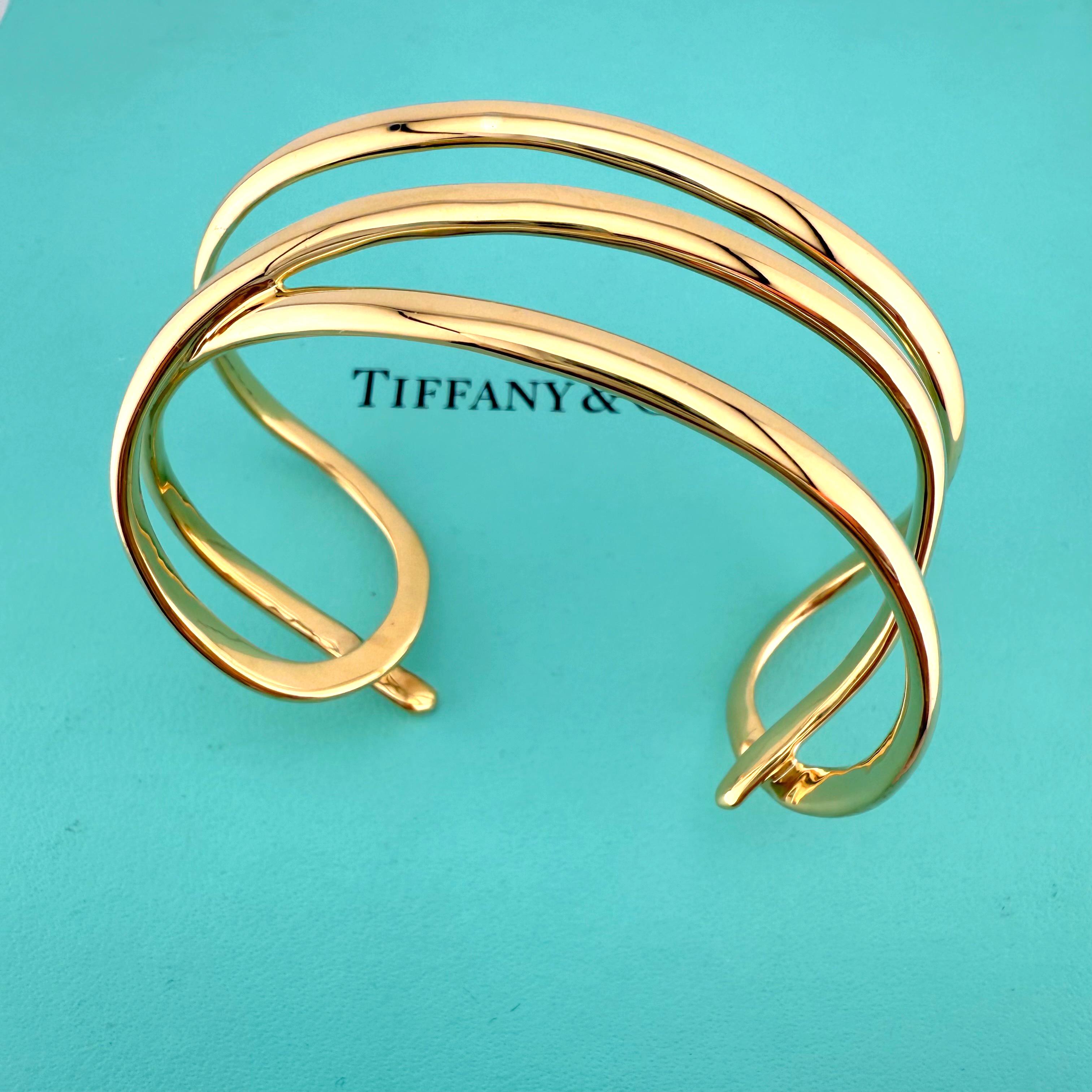 Tiffany & Co Bracelet à boucles en or jaune 18k en vente 2