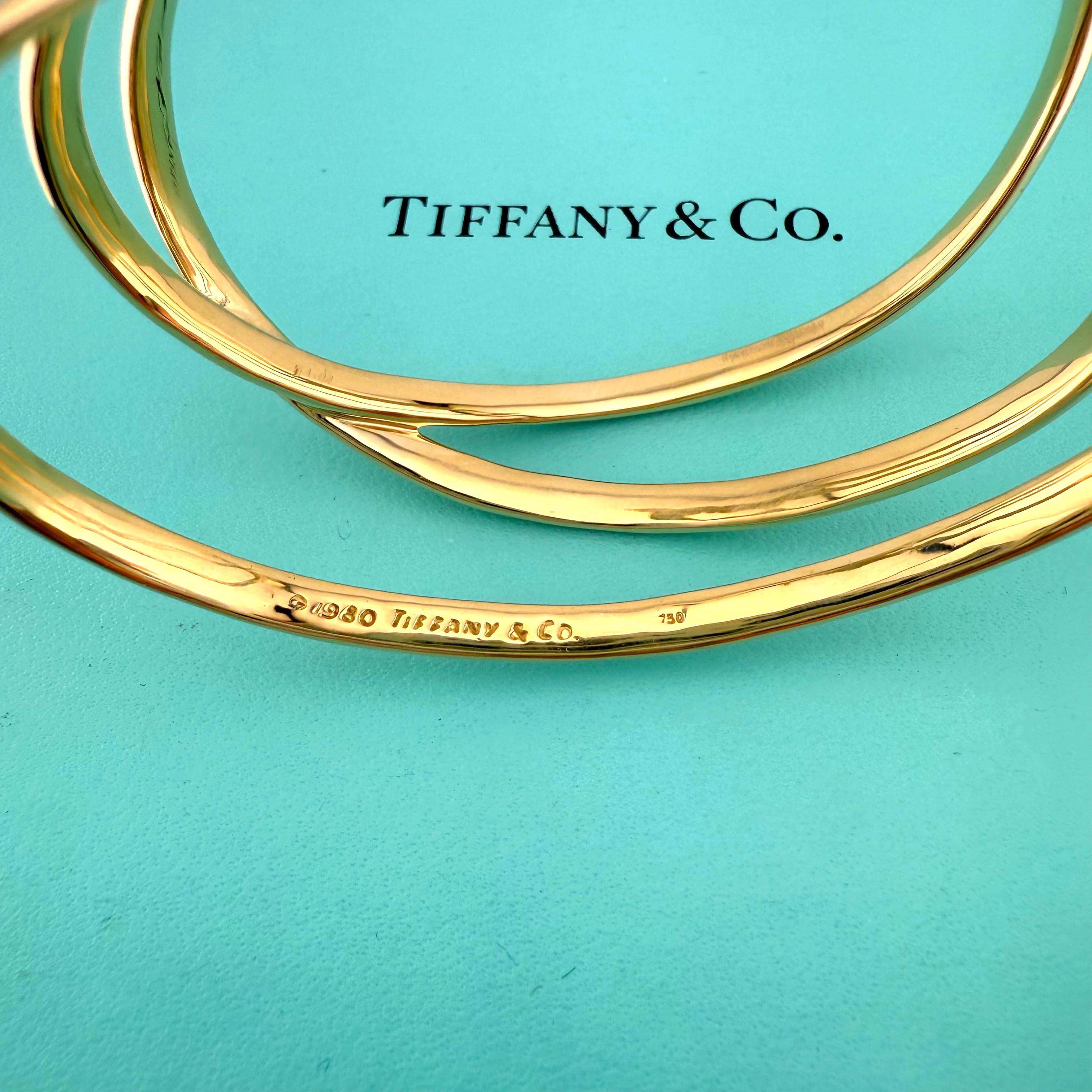 Tiffany & Co Bracelet à boucles en or jaune 18k en vente 3