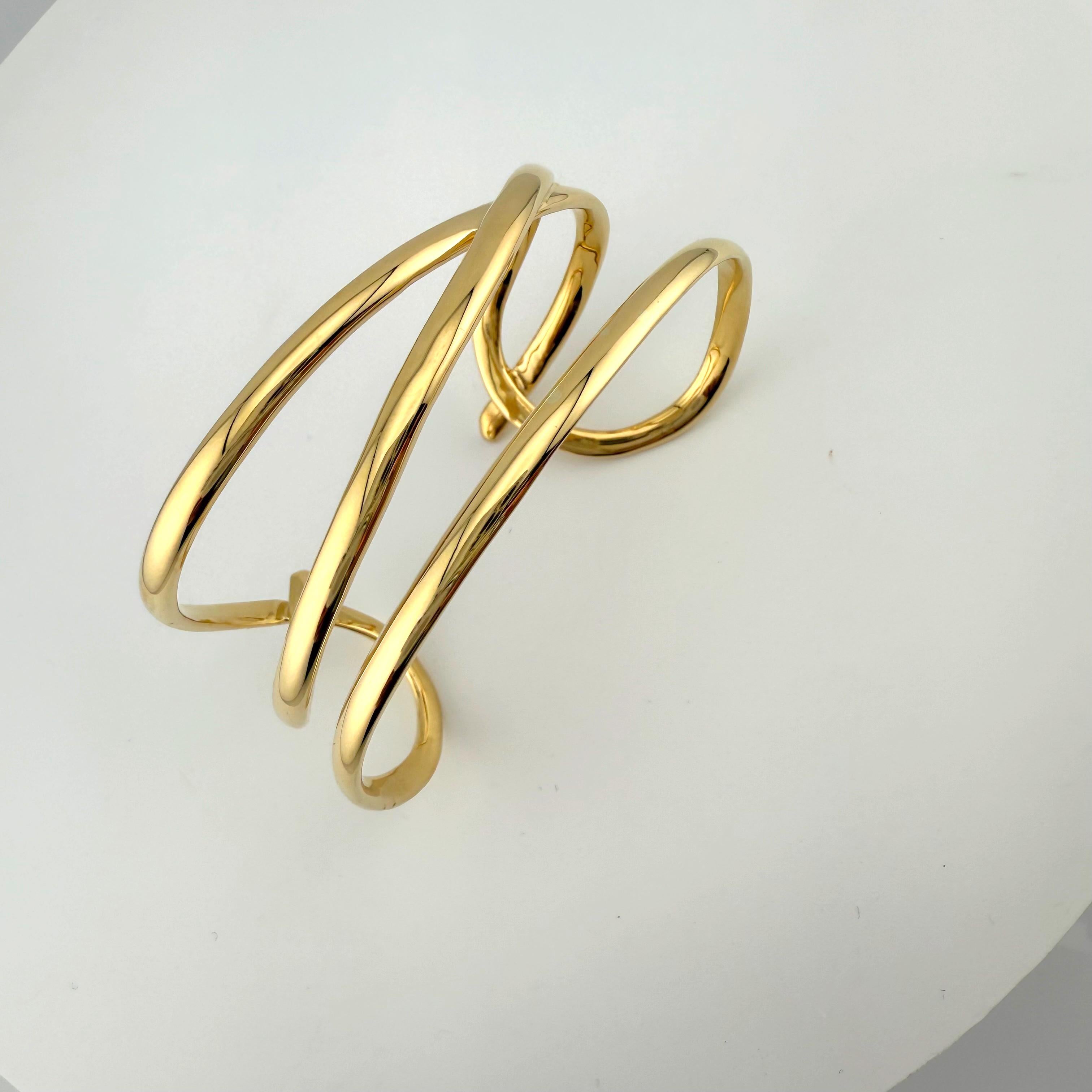 Tiffany & Co Bracelet à boucles en or jaune 18k en vente 5