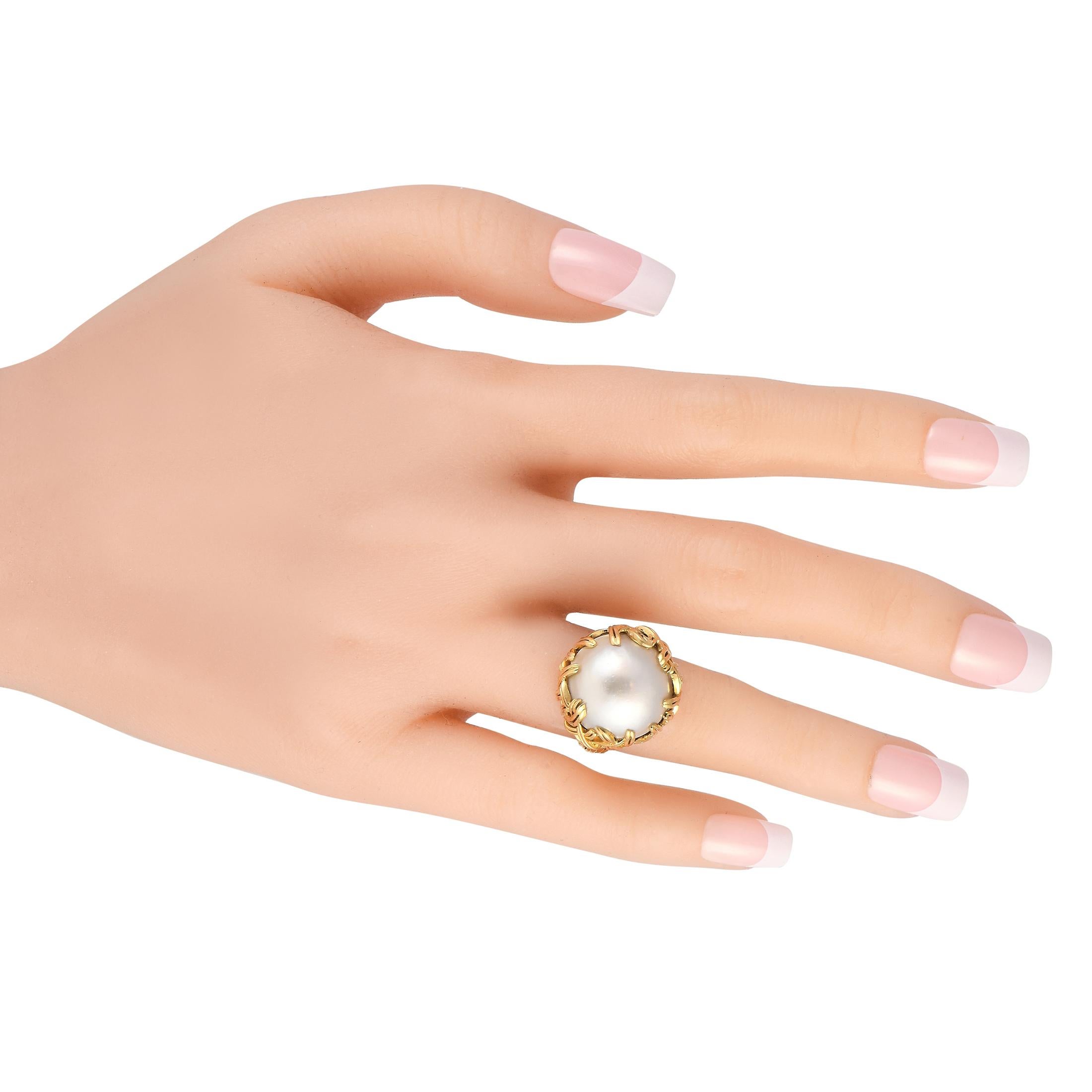 Tiffany & Co. 18K Yellow Gold Mabe Pearl Ring In Excellent Condition For Sale In Southampton, PA