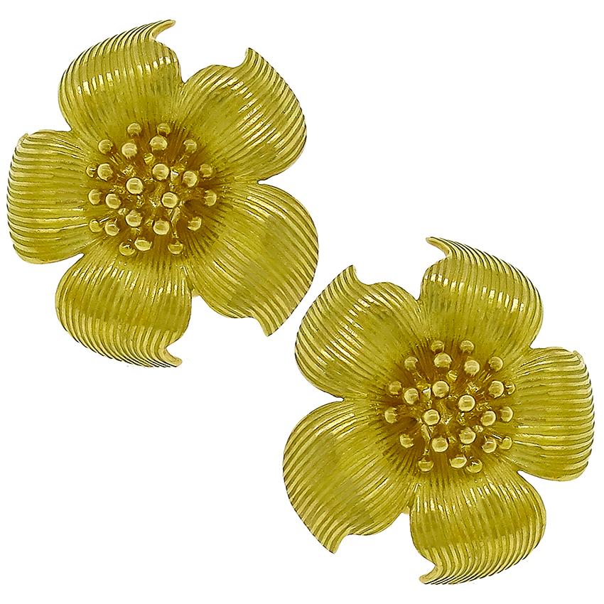 Tiffany & Co. 18 Karat Yellow Gold Magnolia Flower Earrings In Good Condition In New York, NY