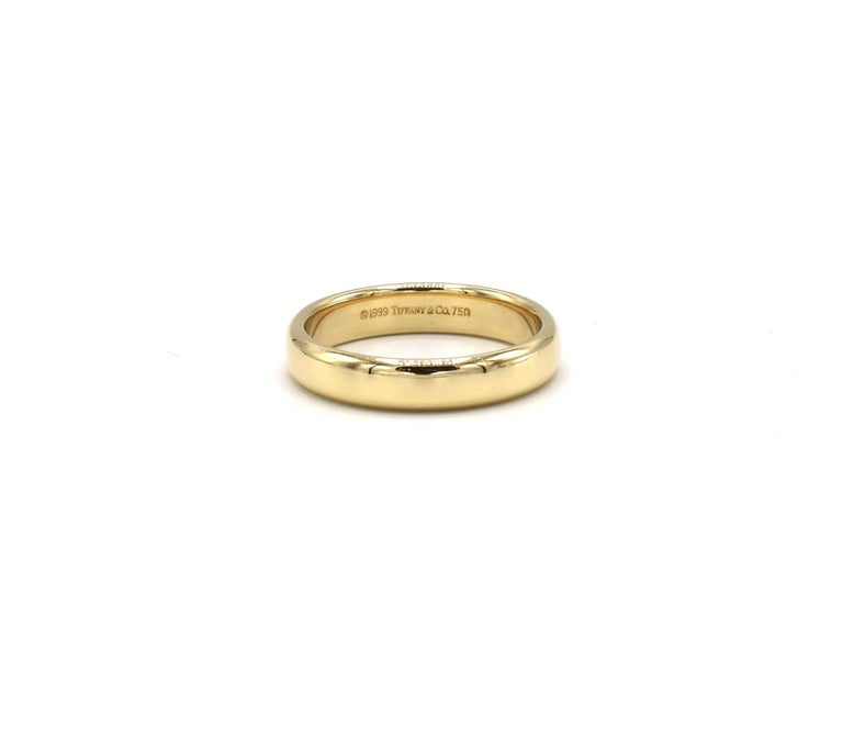 Tiffany and Co. 18 Karat Yellow Gold Men's Wedding Band Ring at 1stDibs