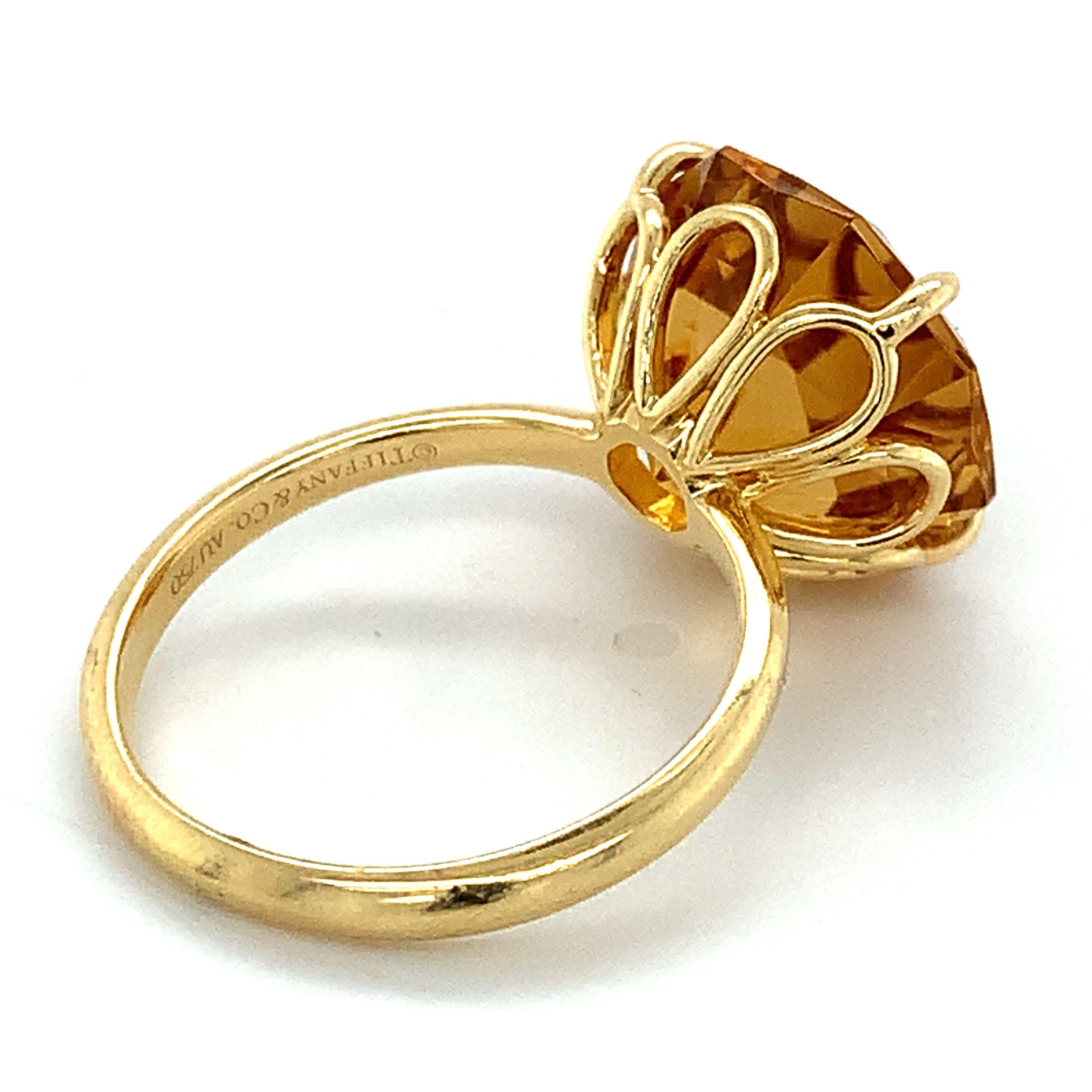 Tiffany & Co. 18k Yellow Gold Octagon Cut Orange Citrine Solitaire Ring In Good Condition In Montgomery, AL
