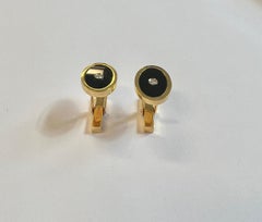 TIFFANY & Co. - 18K YELLOW GOLD OVAL BLACK ONYX + DIAMOND CUFFLINKS