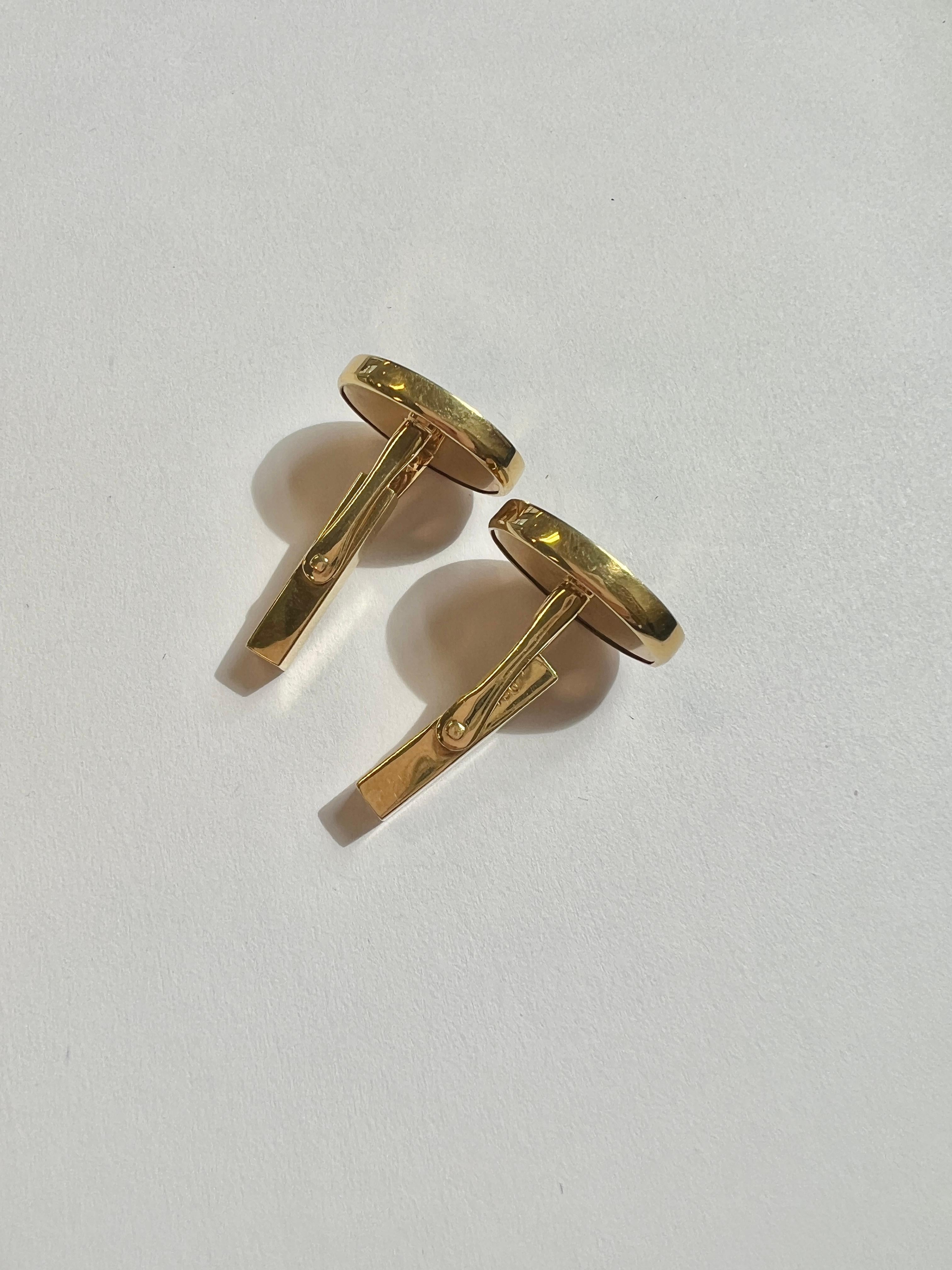 TIFFANY & Co. - Ciondoli ovali in oro giallo 18 carati con onice nero e diamanti in vendita 1