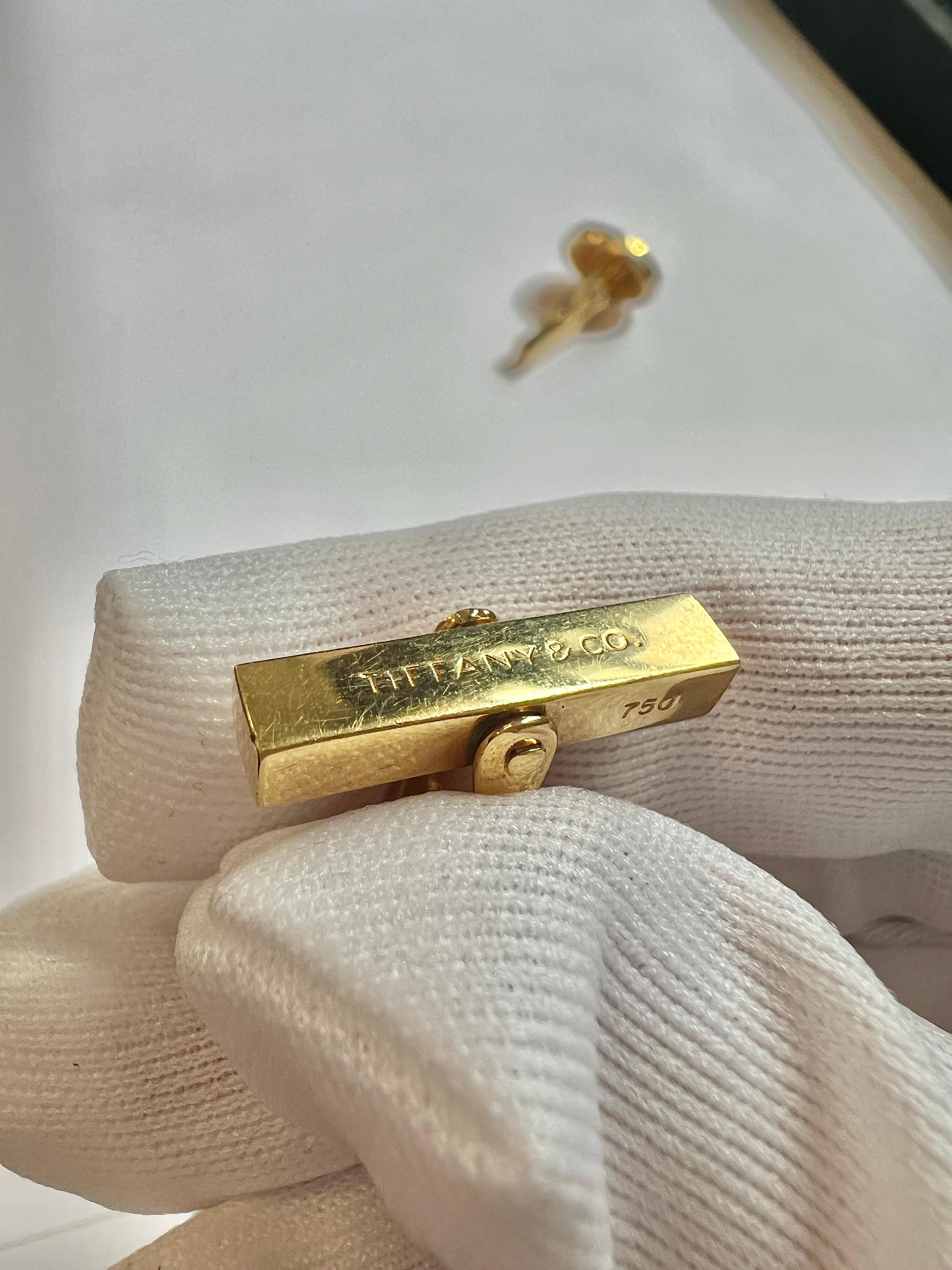 TIFFANY & Co. - Ciondoli ovali in oro giallo 18 carati con onice nero e diamanti in vendita 2