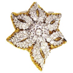 Tiffany & Co. Broche fleur en or jaune 18 carats, platine et diamants