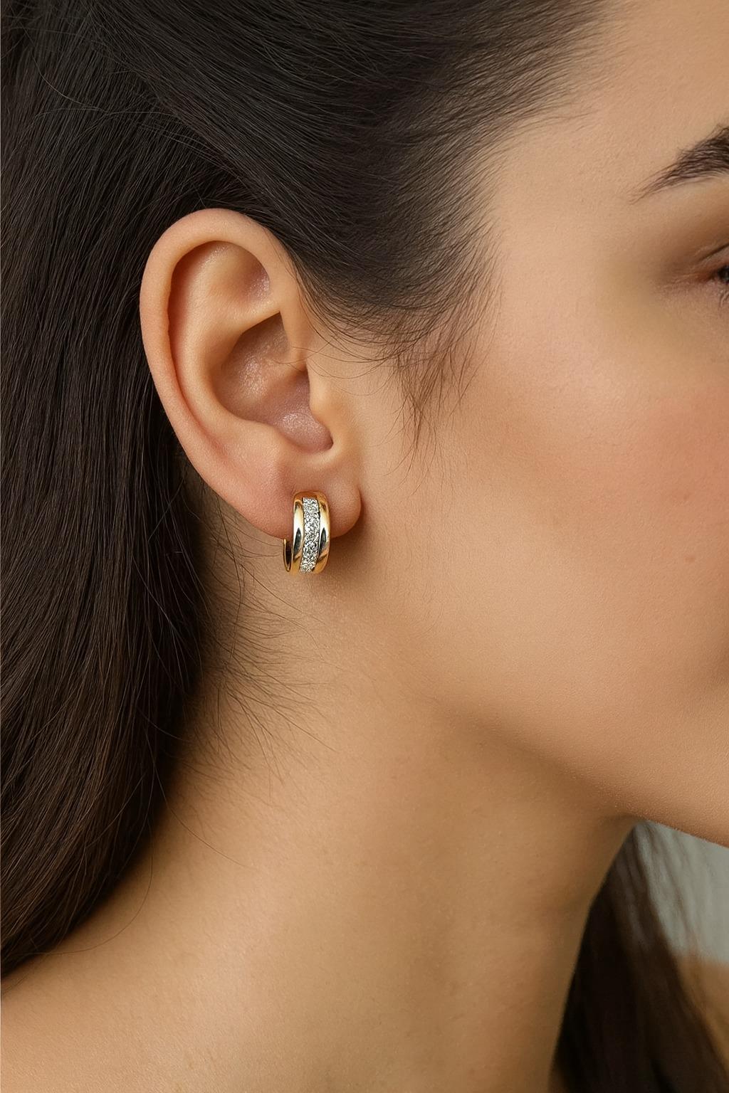 Pendientes de aro de diamantes talla princesa en oro amarillo de 18 quilates Tiffany & Co. Contemporáneo en venta