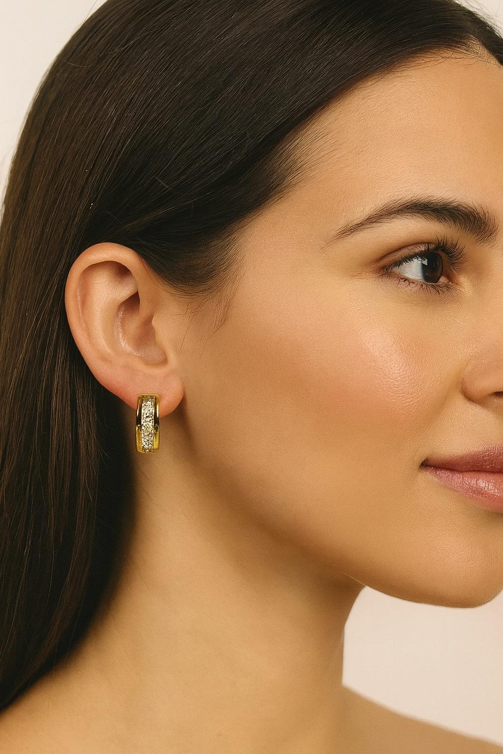 Pendientes de aro de diamantes talla princesa en oro amarillo de 18 quilates Tiffany & Co. Corte princesa en venta