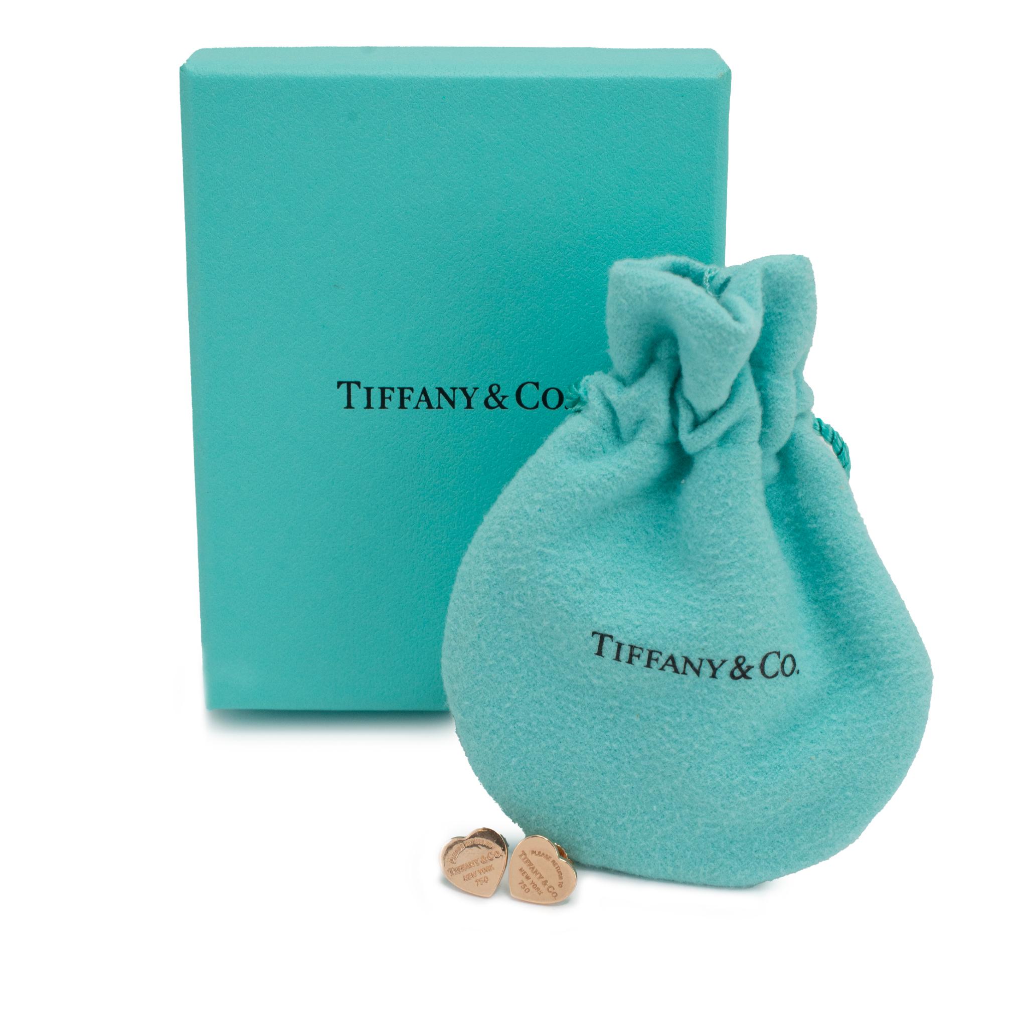 Tiffany & Co. 18K Gelbgold Zurück zu Tiffany Heart Tag Stud Earrings im Angebot 2