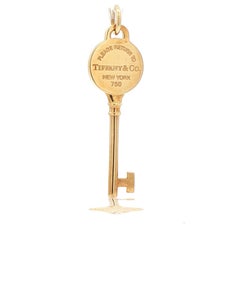 Tiffany & Co. 18k Yellow Gold Return to Tiffany Round Key Pendant