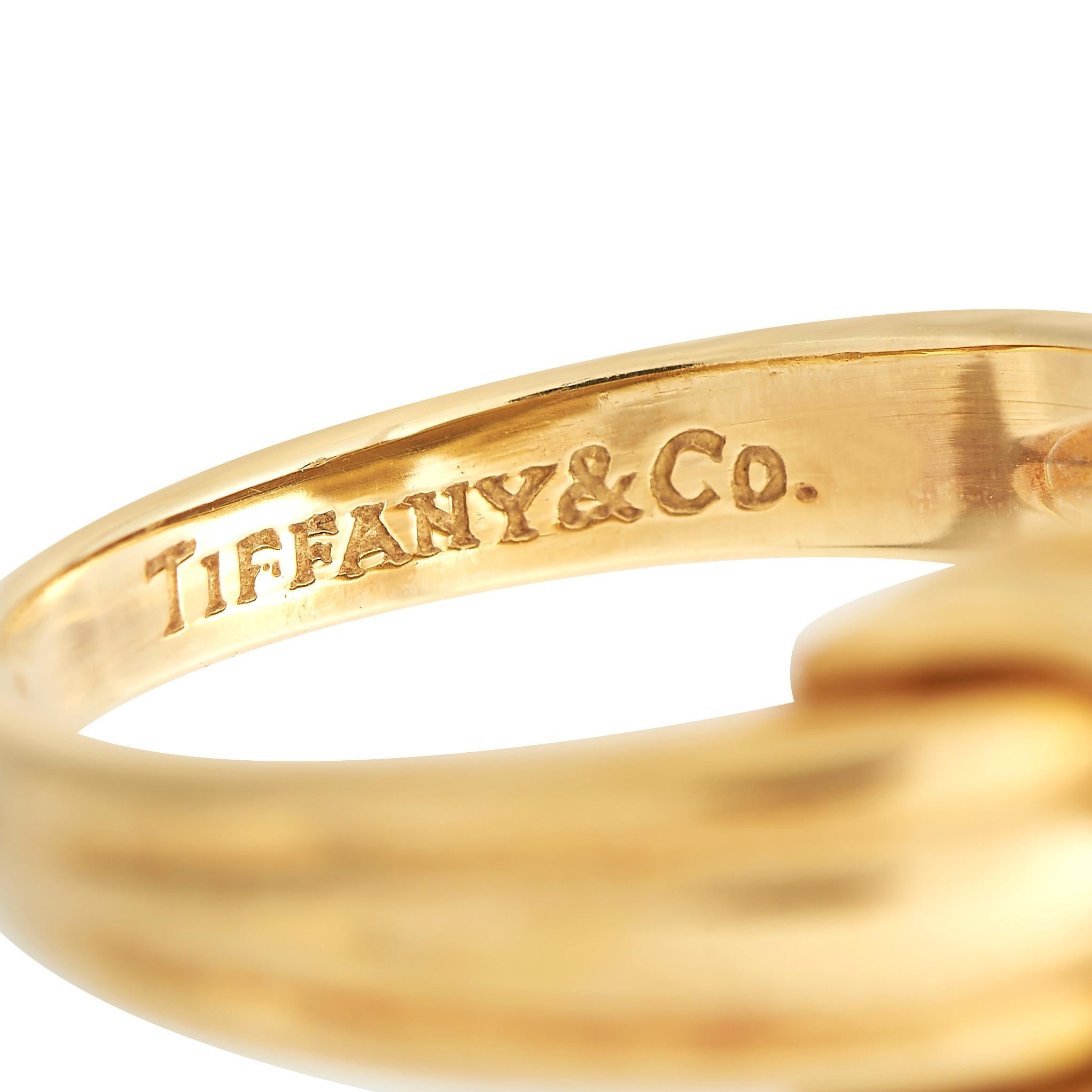 Tiffany and Co. 18k Yellow Gold Ring For Sale at 1stDibs