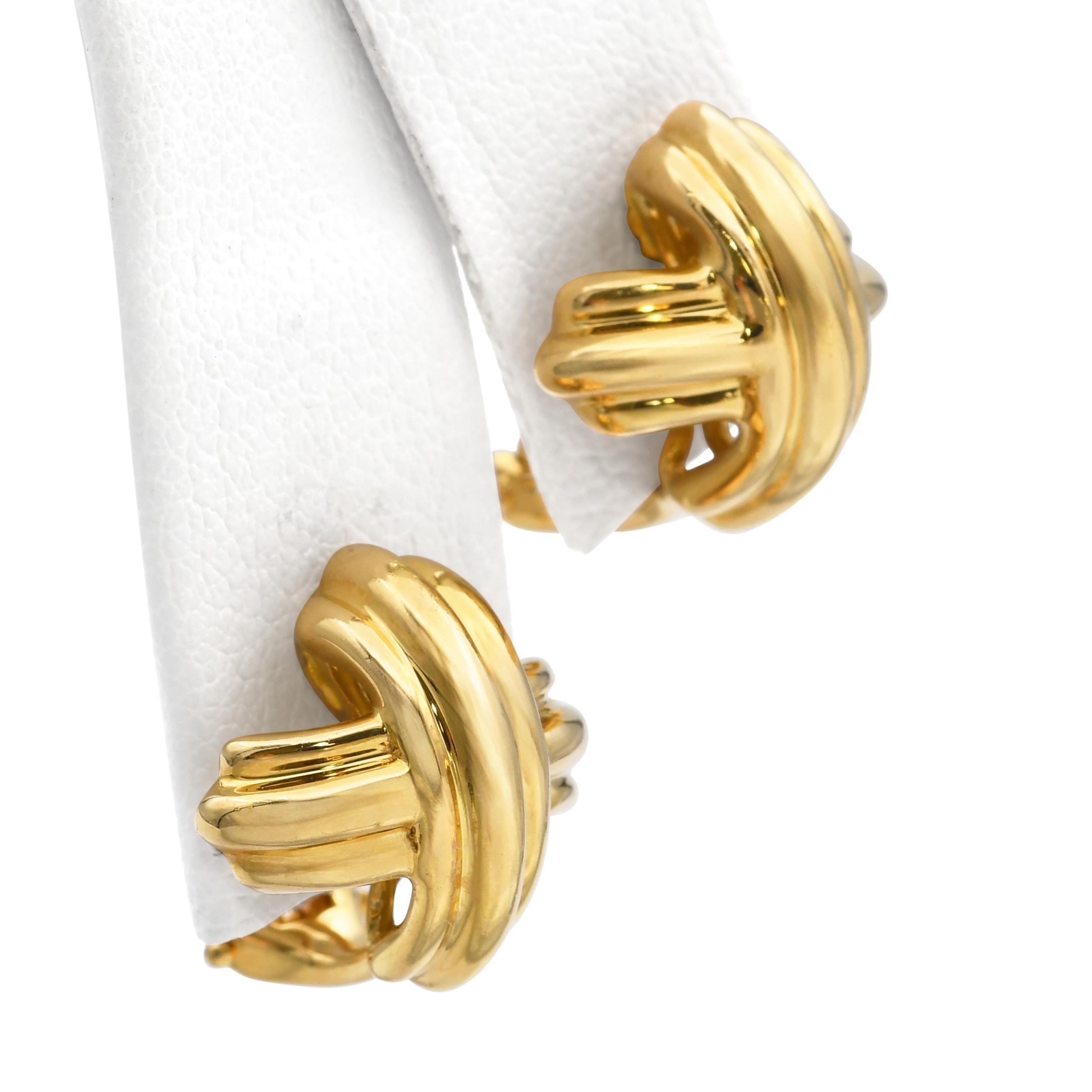 Orecchini Tiffany & Co. in oro giallo 18k a forma di croce X in vendita 2