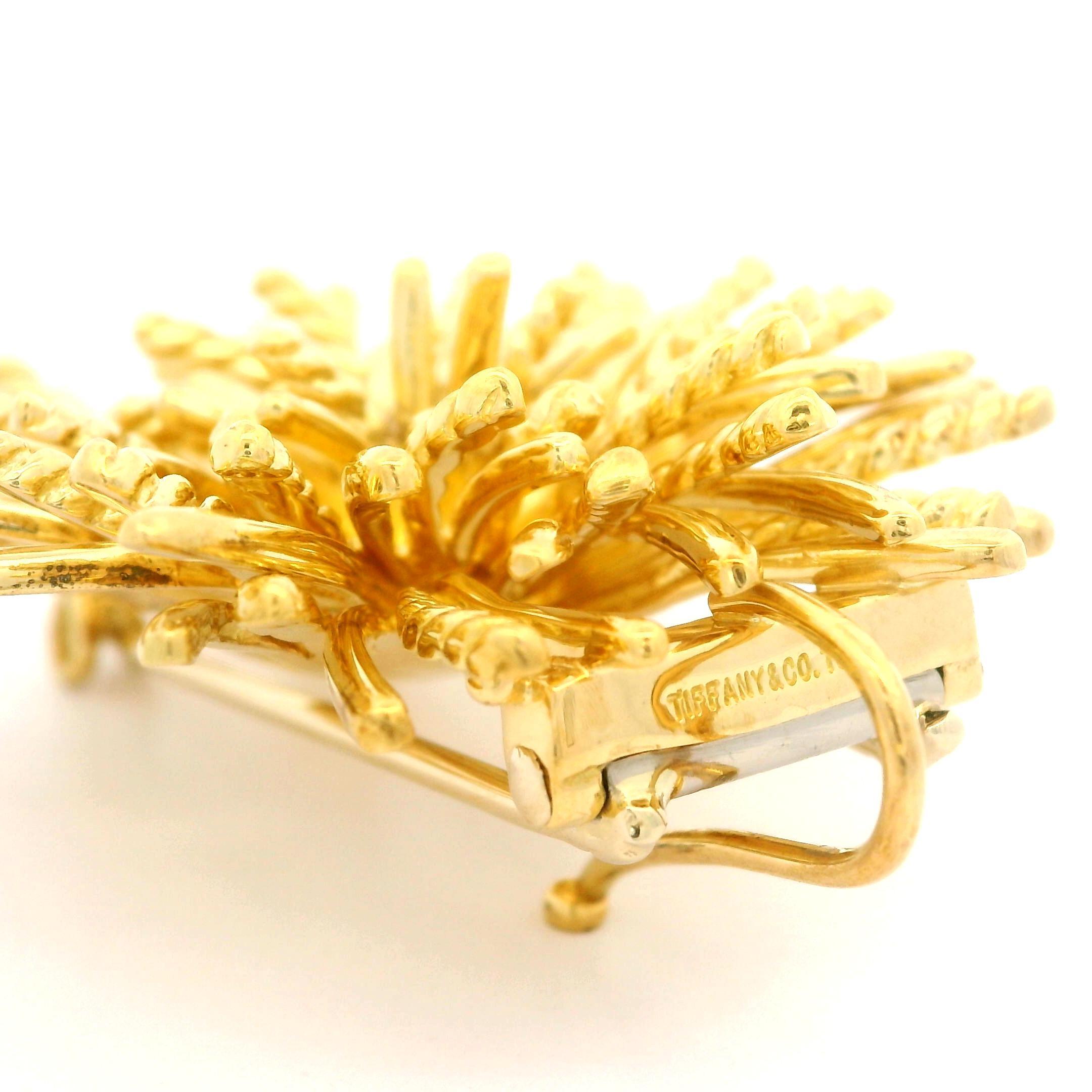 Tiffany & Co. Pendentif broche anémone des mers en or jaune 18 carats en vente 3