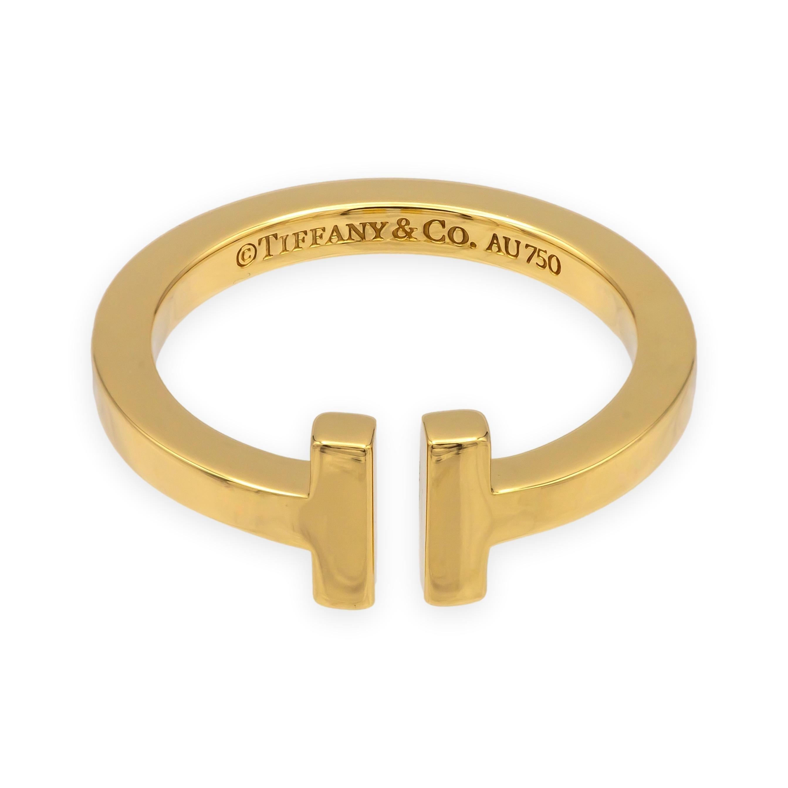 Contemporain Tiffany & Co. Bague carrée en or jaune 18K Taille 8.75 2.5mm en vente