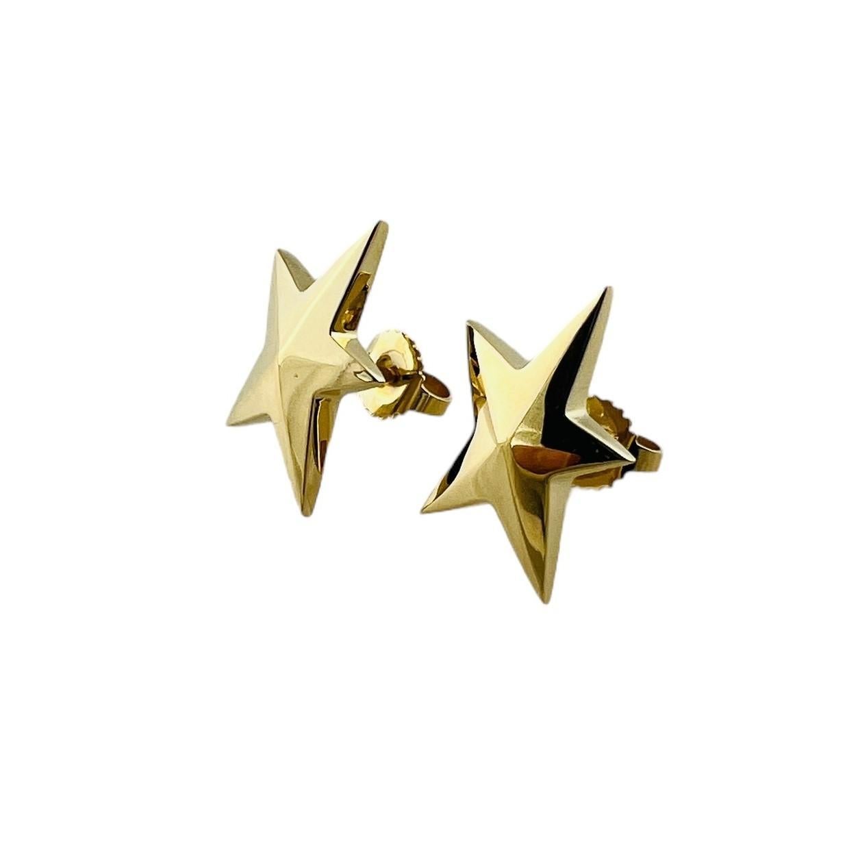 Vintage Tiffany & Co. 18K Gelbgold Stern-Ohrringe 

circa 1980er Jahre

Diese abstrakten goldenen Stern-Ohrringe von Tiffany & Co. sind aus 18 Karat Gelbgold gefertigt.

Die Ohrringe haben einen Durchmesser von ca. 17 mm und eine Länge von 14 mm von