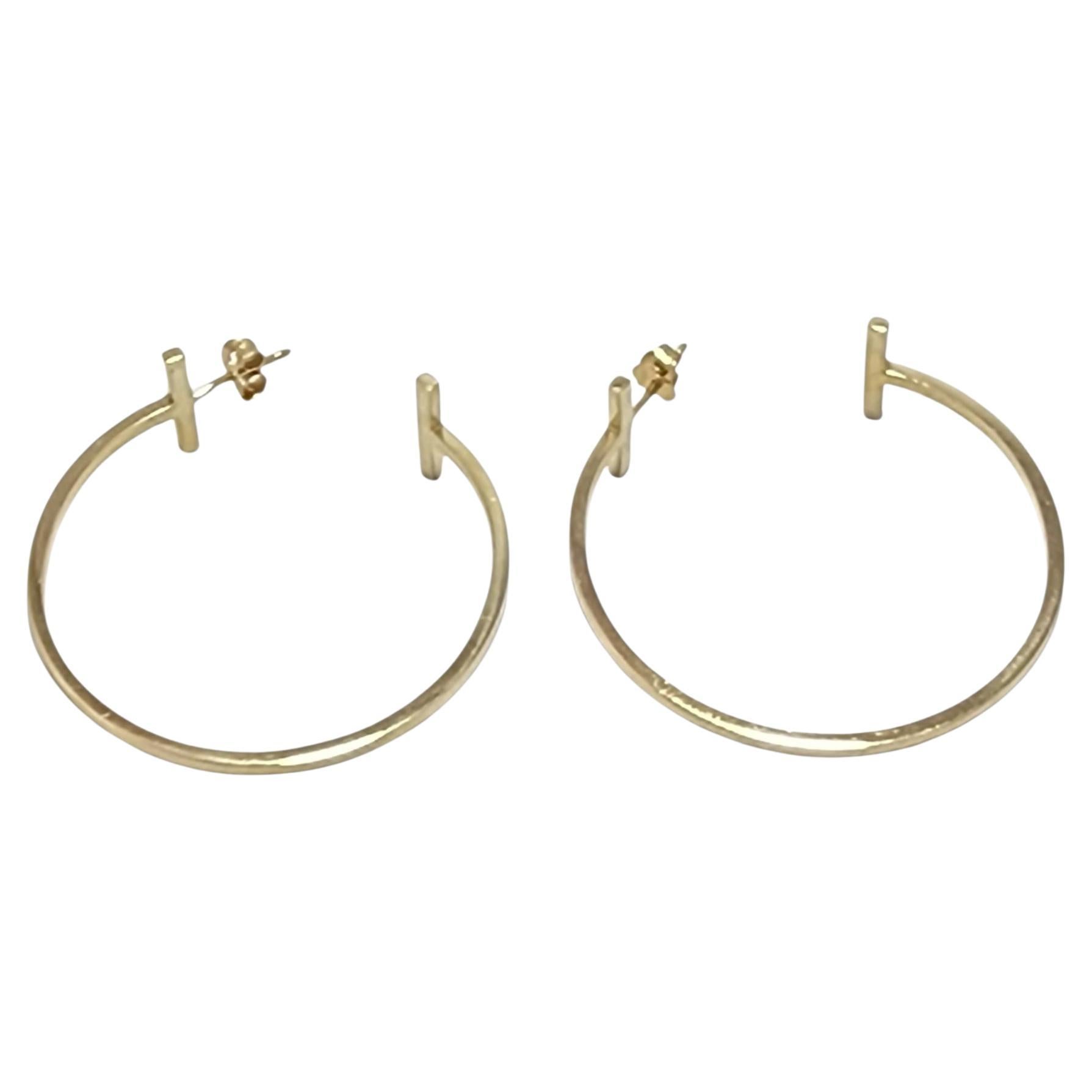 Tiffany
Co. 18K Yellow Gold T Large Wire Hoop Earrings #24127
