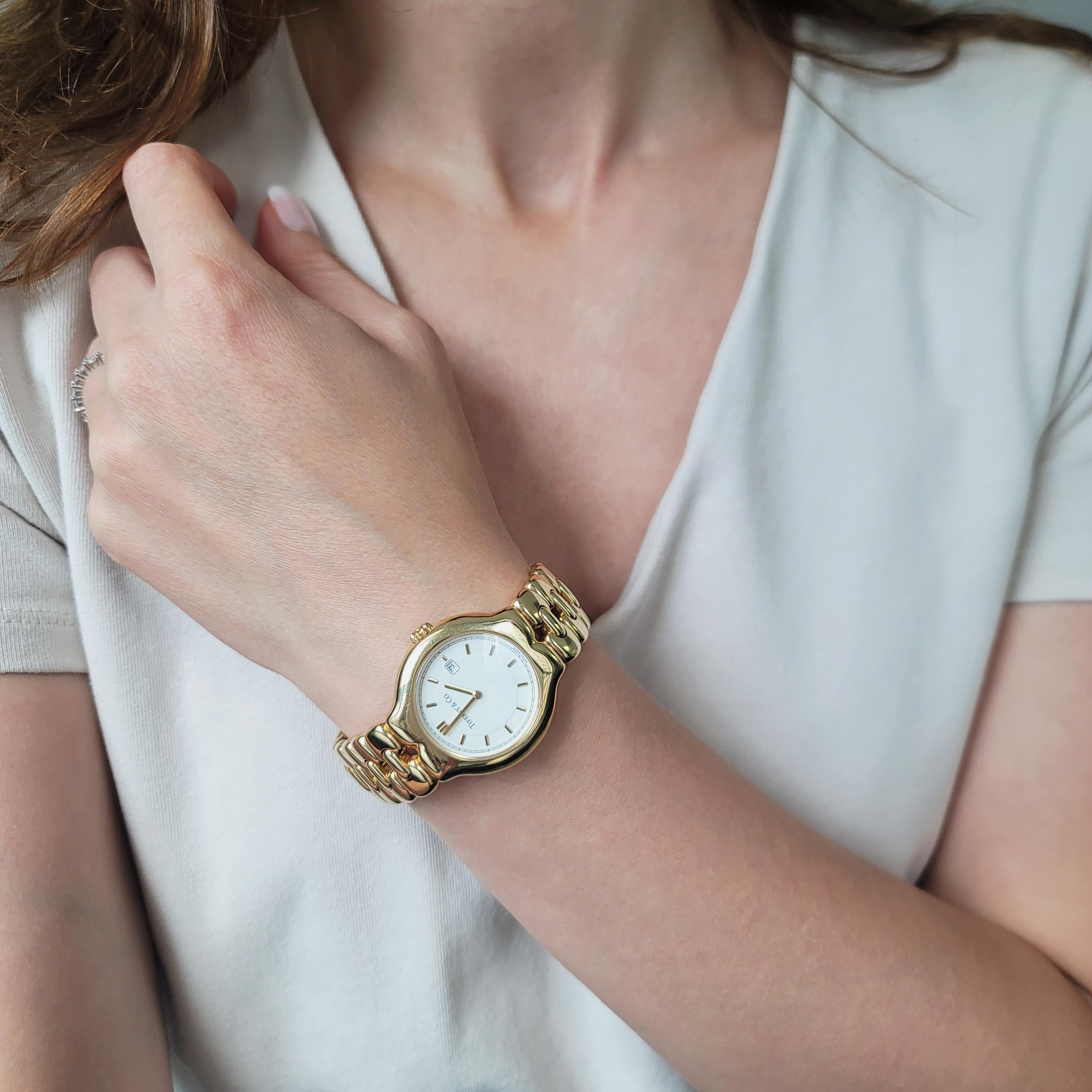 Montre Tesoro en or jaune 18 carats de Tiffany & Co. Mouvement à quartz Excellent état - En vente à New York, NY