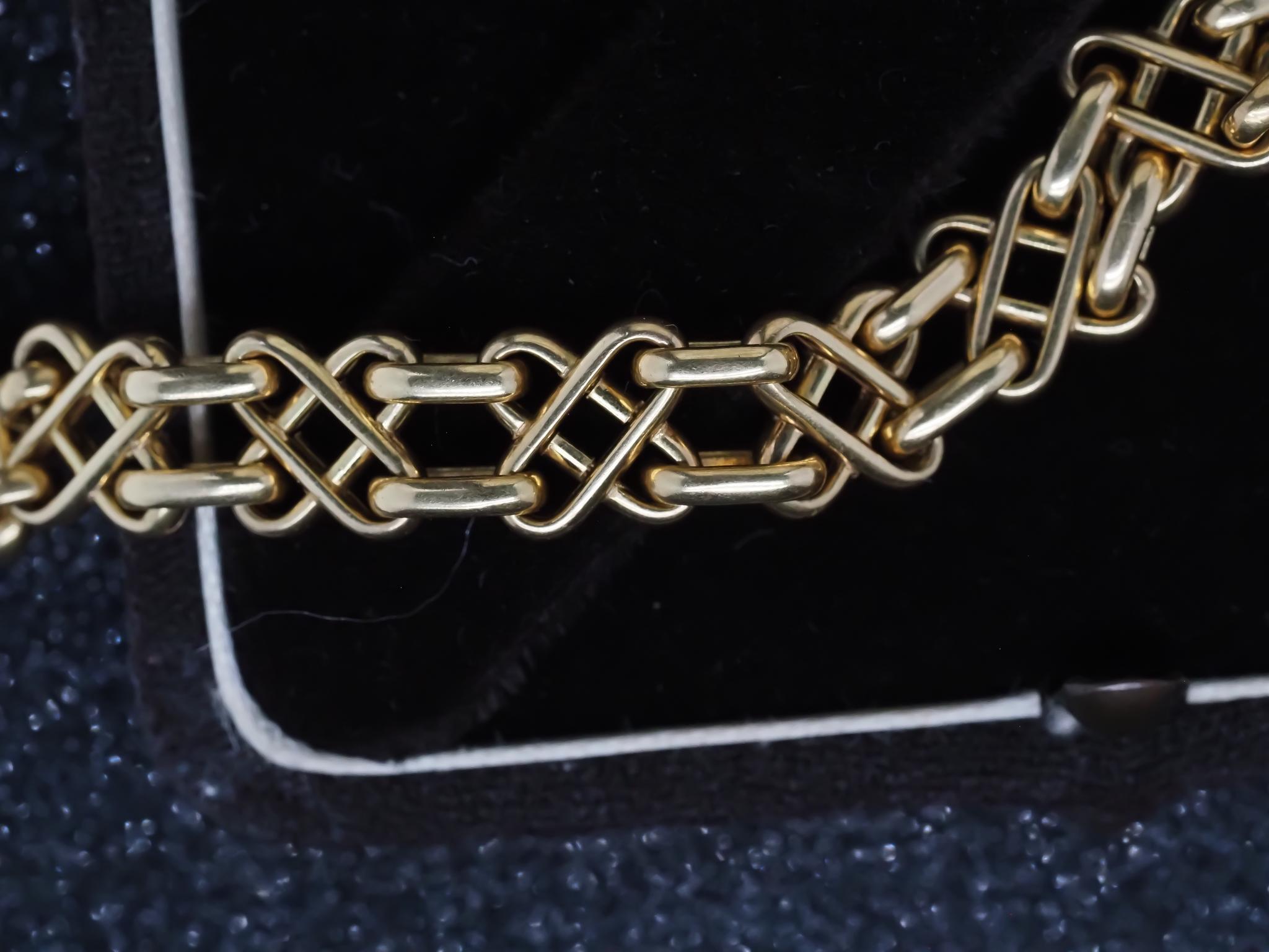 Tiffany & Co. Golding & Co. 18K Unique Link Vintage Necklace 17.5 Inch en vente 7