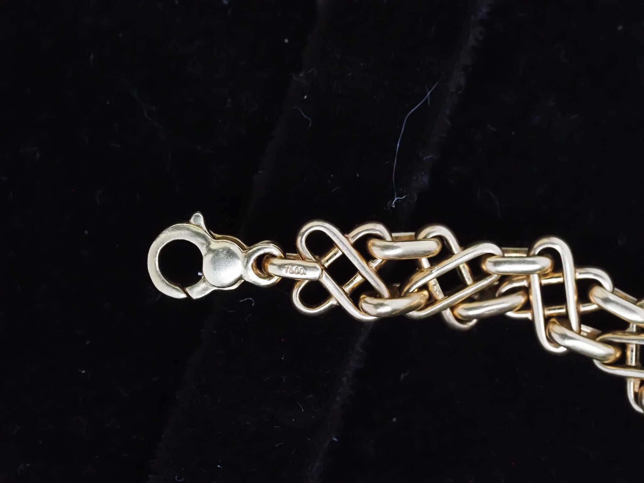Tiffany & Co. Golding & Co. 18K Unique Link Vintage Necklace 17.5 Inch en vente 3