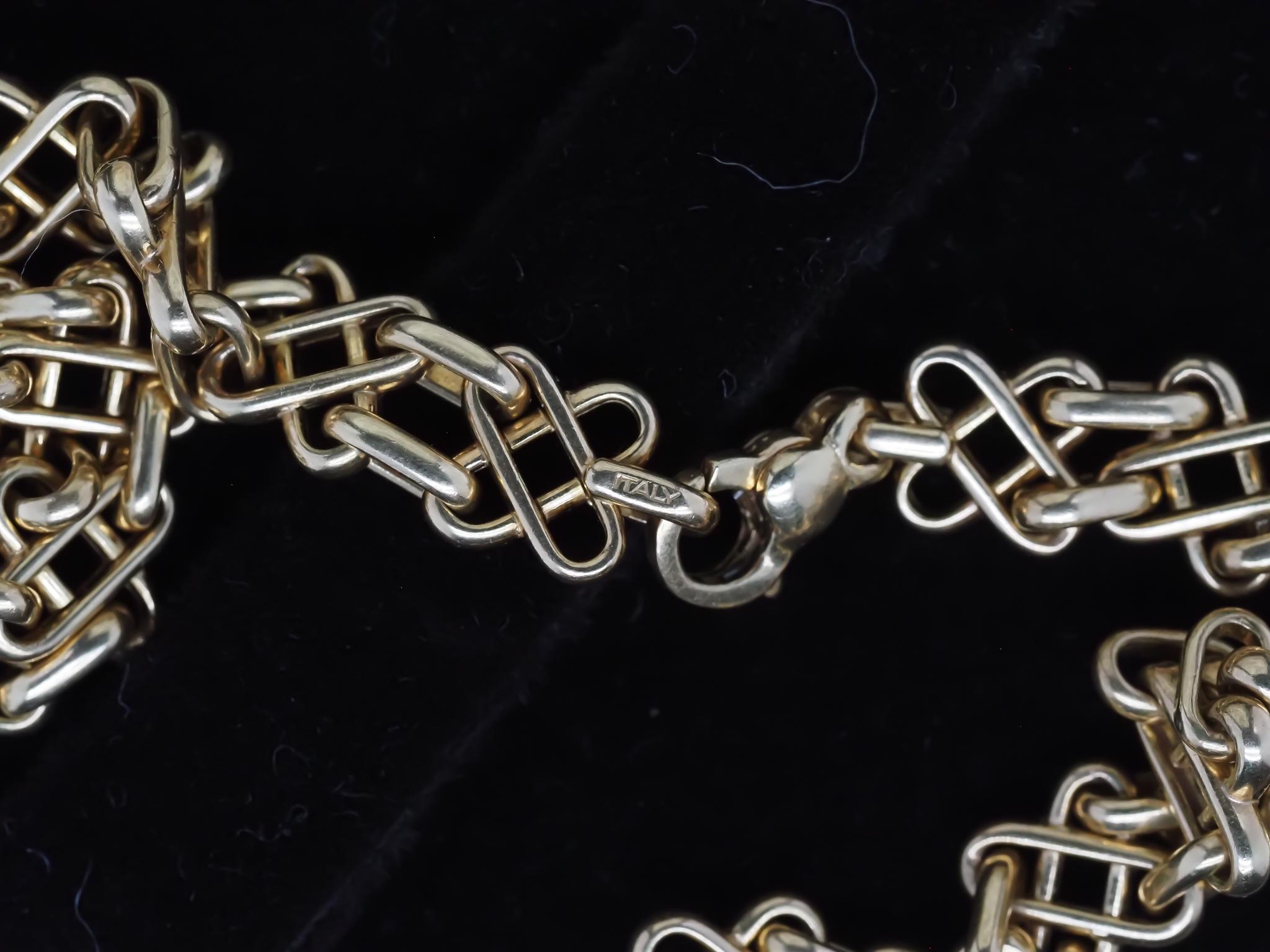 Tiffany & Co. Golding & Co. 18K Unique Link Vintage Necklace 17.5 Inch en vente 5