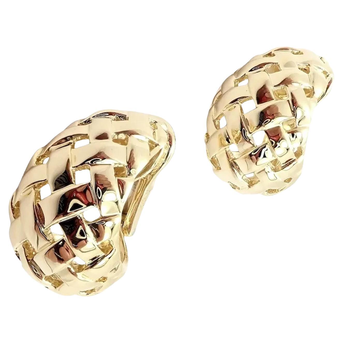 Tiffany & Co. 18k Yellow Gold Vannerie Basket Weave Earrings Rare Authentic For Sale