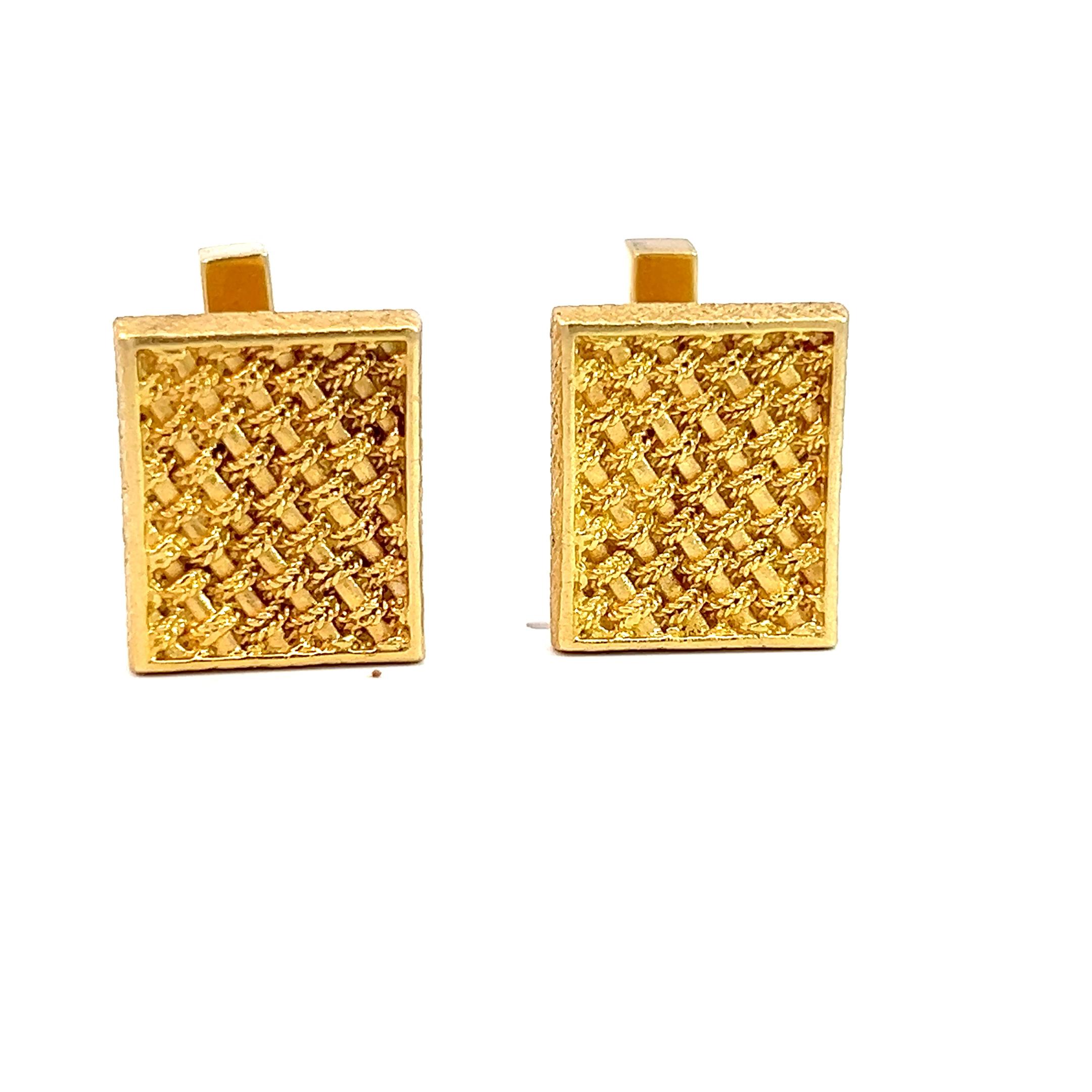 Gemelos Tejidos Tiffany & Co. de oro amarillo de 18 quilates en Excelente estado para la venta en Beverly Hills, CA