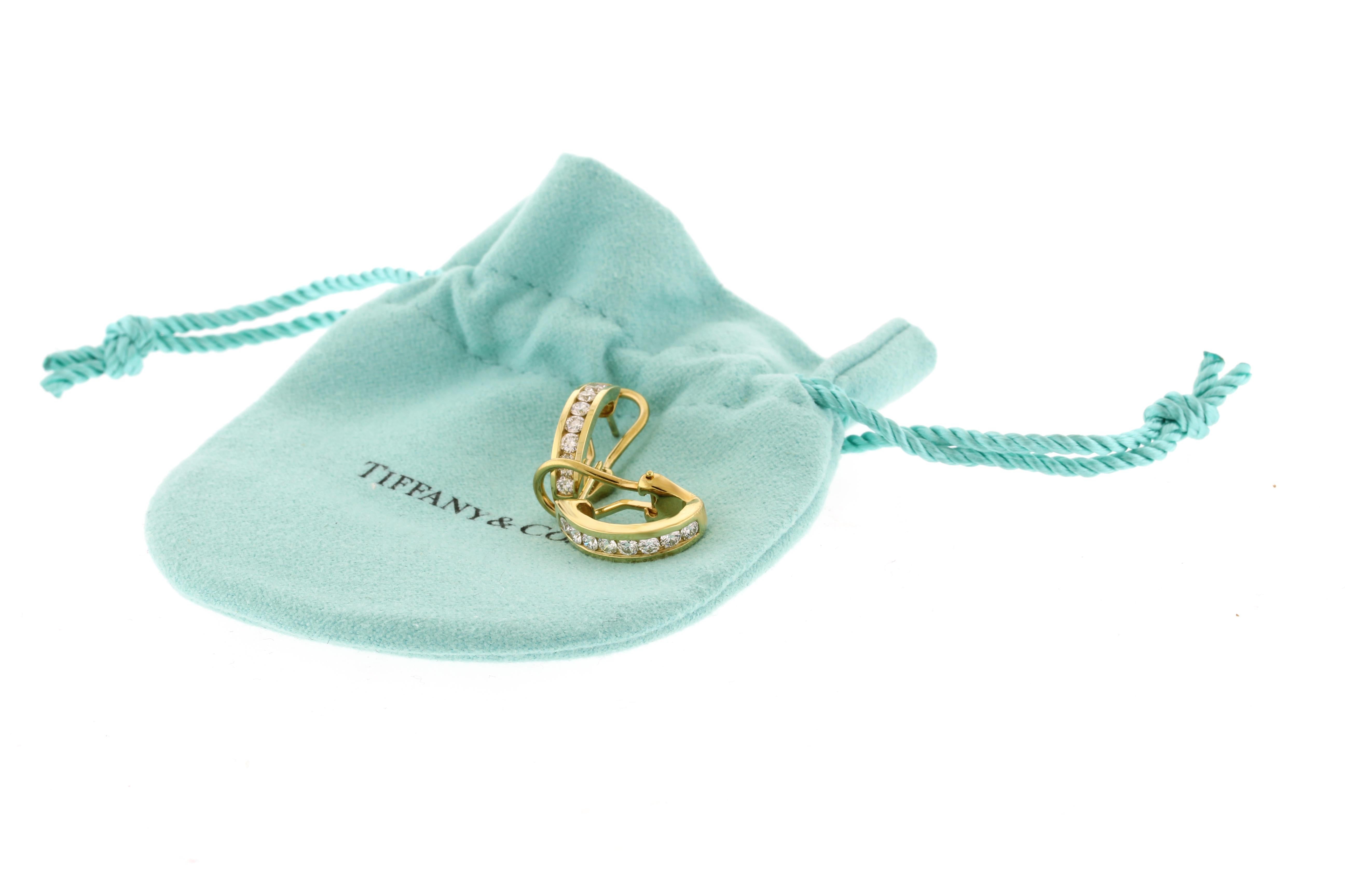 Brilliant Cut Tiffany & Co. 18kt Gold Hoop Earrings For Sale