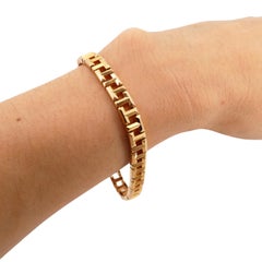 TIFFANY & CO 18kt True Narrow Bracelet in Yellow Gold