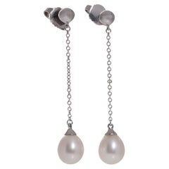 Paar Perlen-Tropfen-Ohrringe von Tiffany & Co aus 18 Karat Weißgold