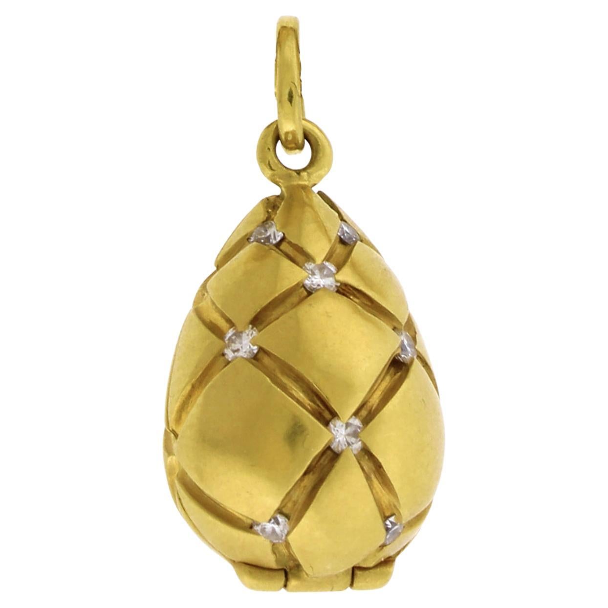Tiffany & Co. 18kt Gelbgold Ei Medaillon im Angebot