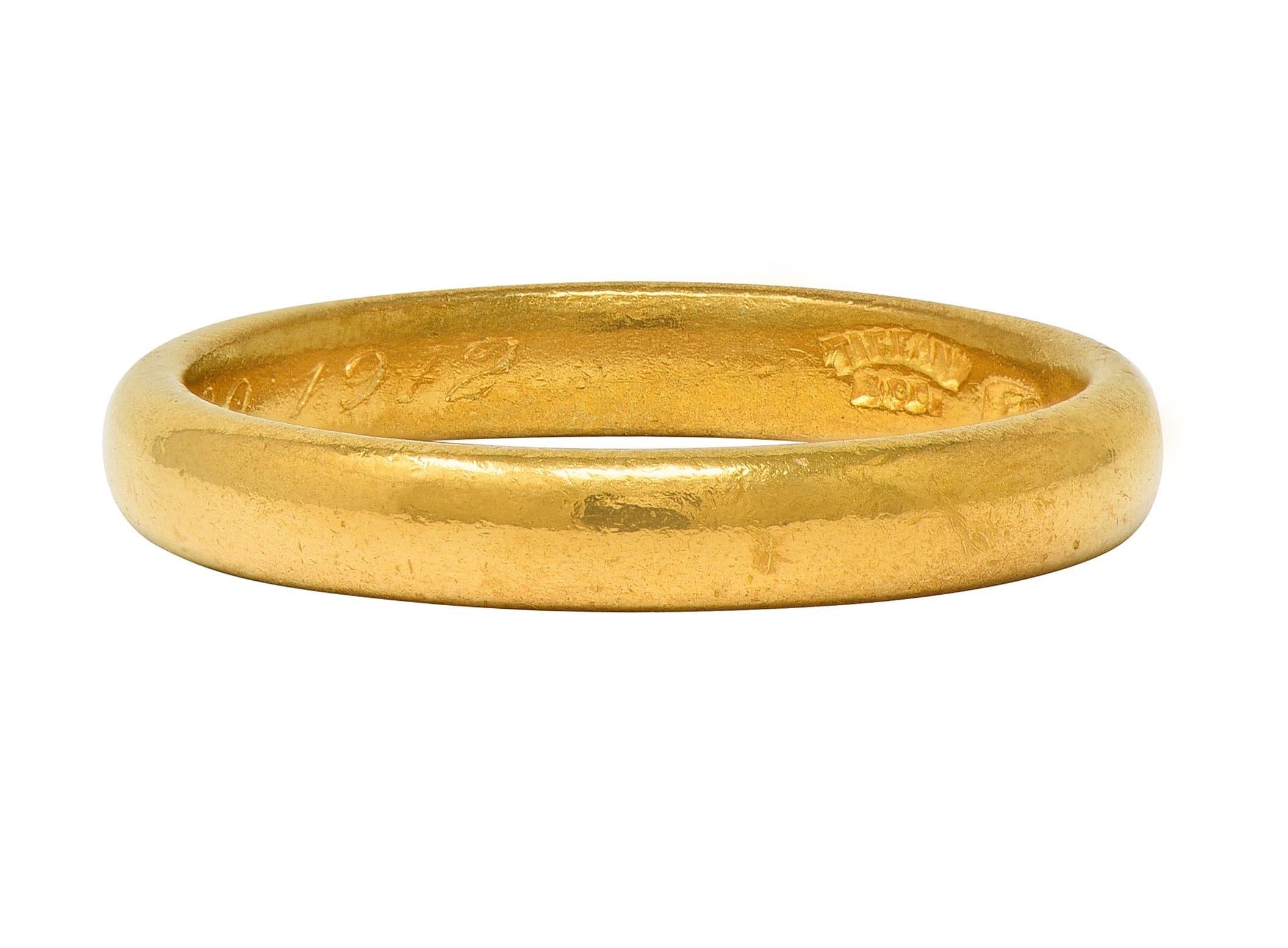 Tiffany 
Co. 1912 22 Karat Yellow Gold Antique Unisex Wedding Band Ring