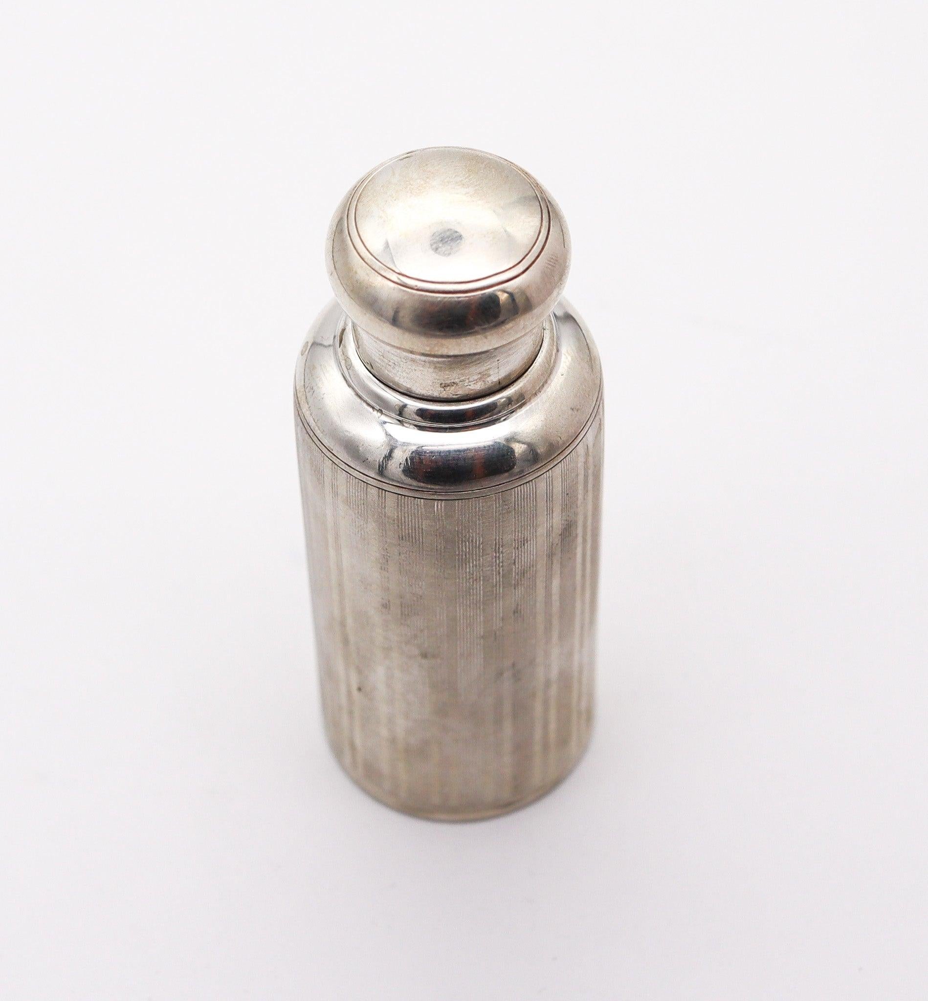 TIFFANY & CO. Frasco de perfume Art Déco de 1920 en plata de ley 925 maciza Estadounidense en venta