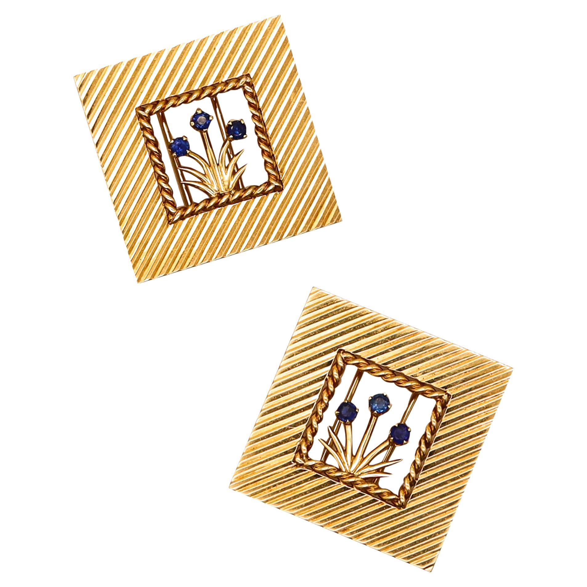 Tiffany & Co. 1938 Art Deco Dress Clips Brooches 14Kt Yellow Gold With Sapphires