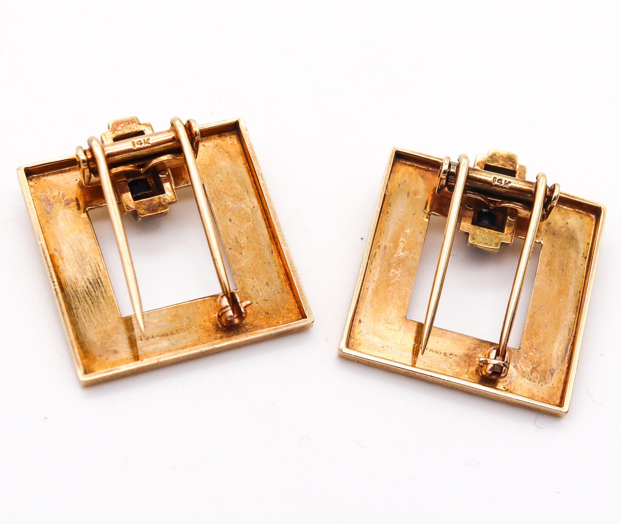 Tiffany & Co. 1940 Art Deco Square Dress Clips In 14Kt Yellow Gold With Sapphire For Sale 1