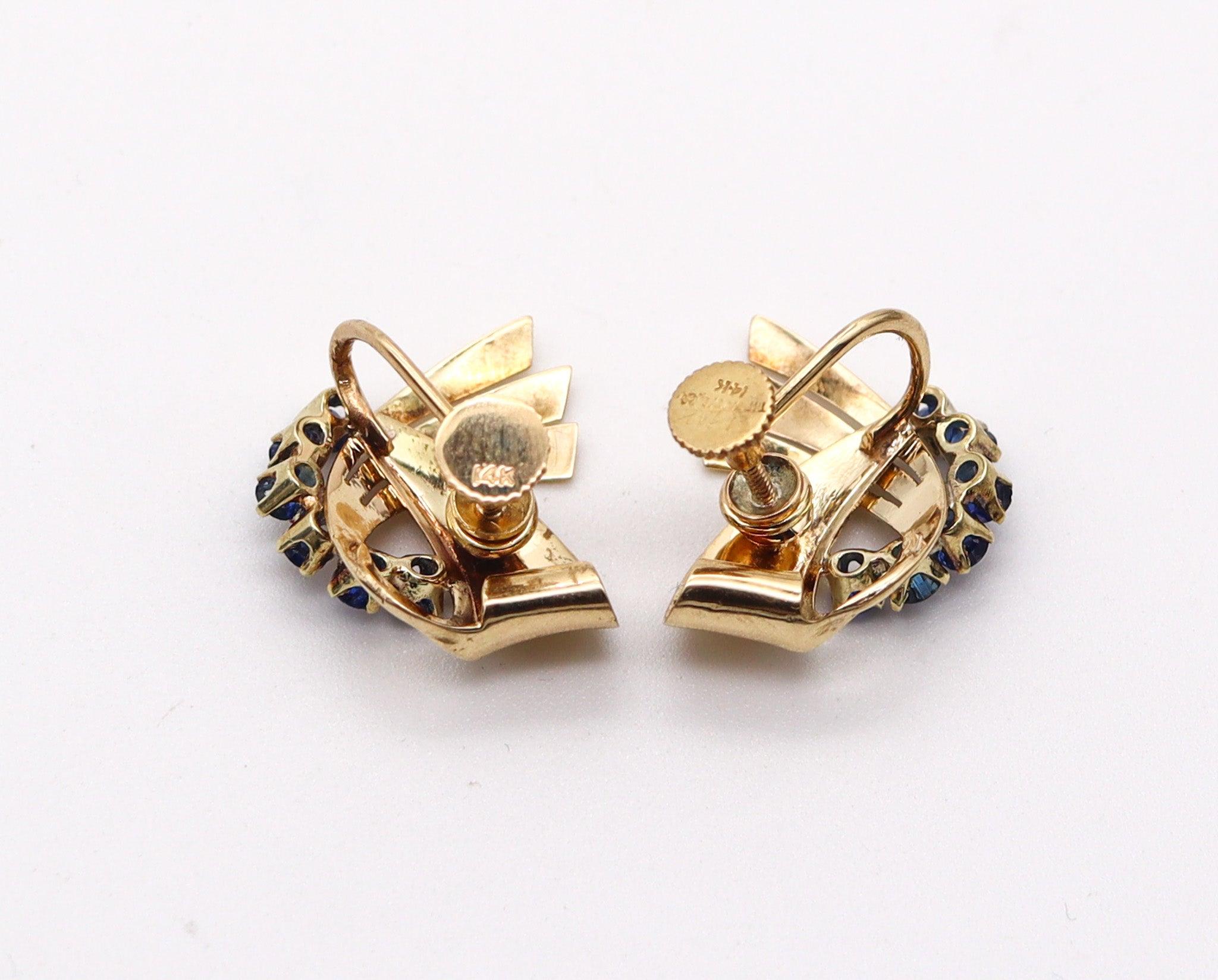 TIFFANY & CO. 1940 Retro Modern Clips Earrings In 14Kt Gold With Blue Sapphires For Sale 1