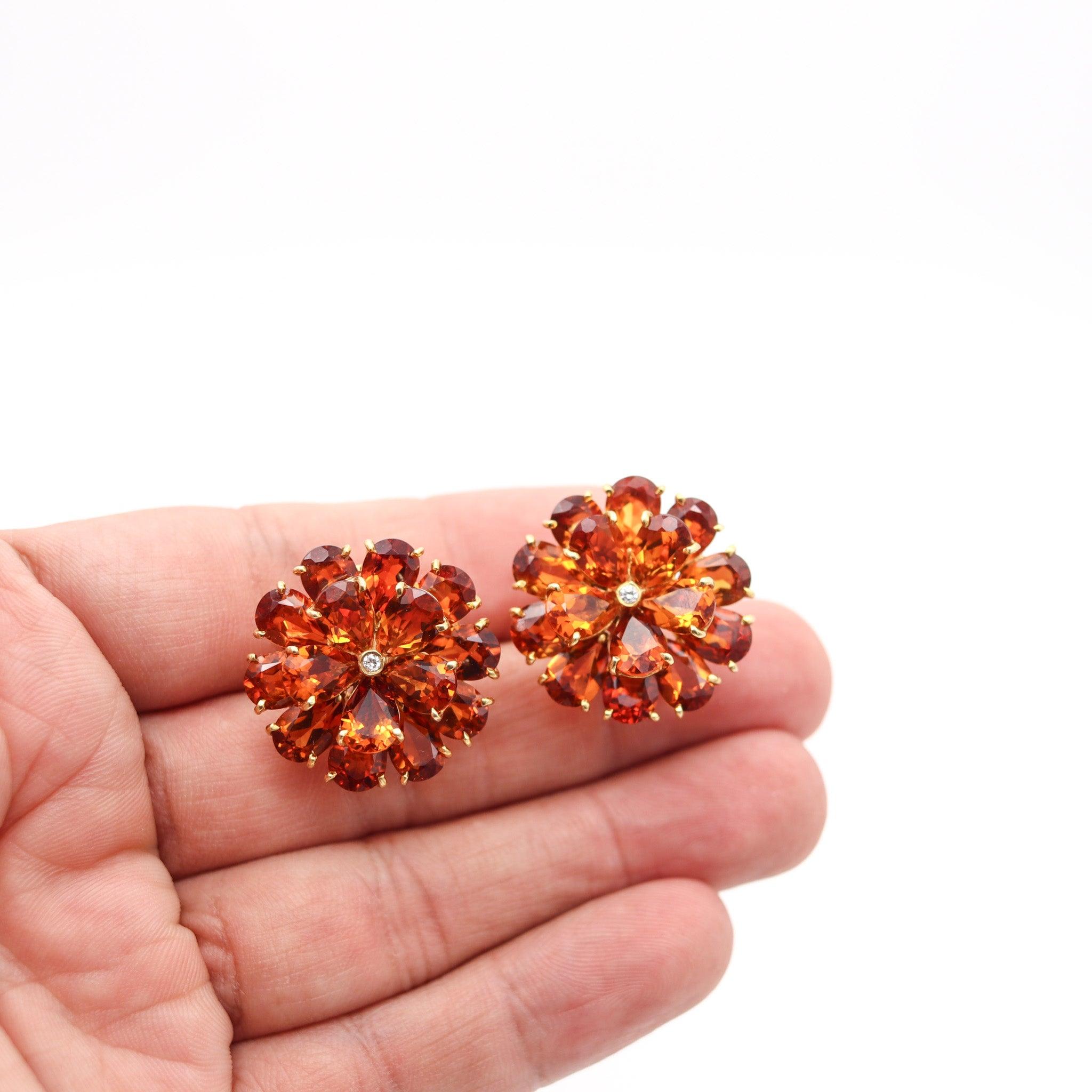 Women's TIFFANY & CO. 1950 Clips-On Earrings In 18Kt Yellow Gold With Madeira Citrines For Sale