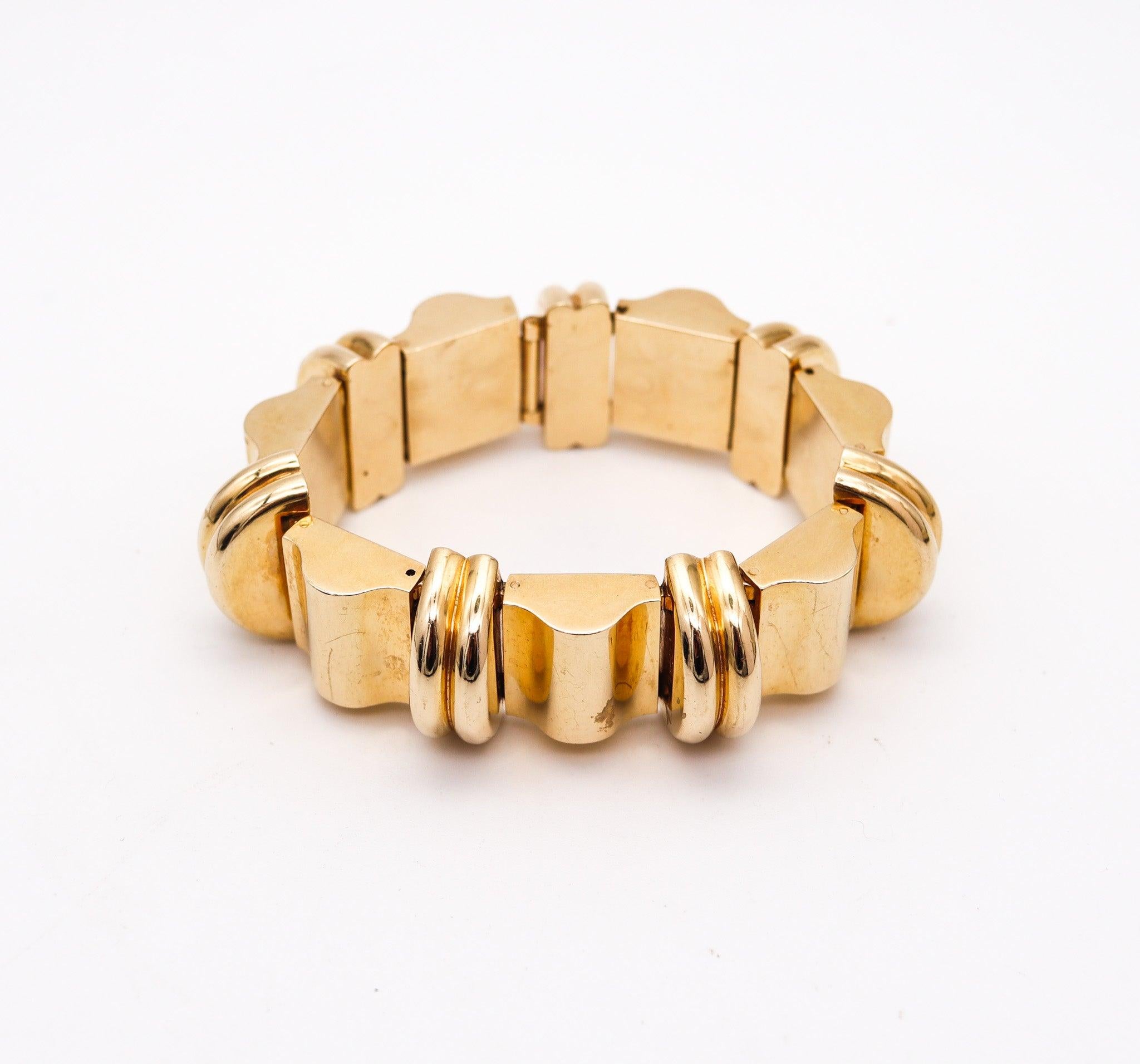 TIFFANY & CO. 1950 Retro Modernist Geometric Bracelet In Solid 14Kt Yellow Gold In Excellent Condition For Sale In Miami, FL
