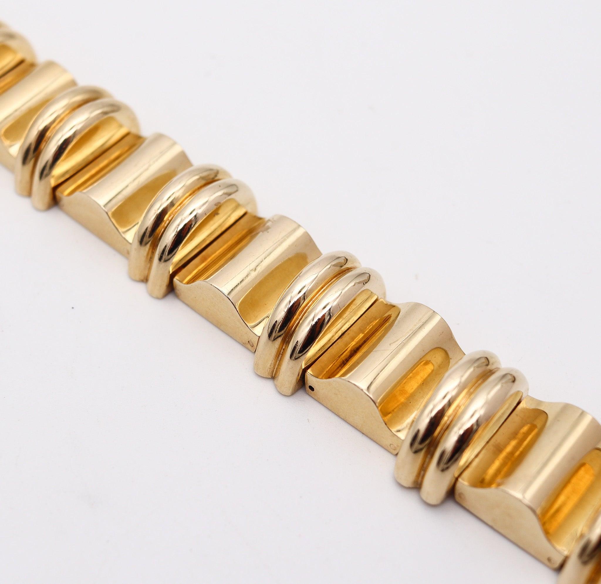 TIFFANY & CO. 1950 Retro Modernist Geometric Bracelet In Solid 14Kt Yellow Gold For Sale 1
