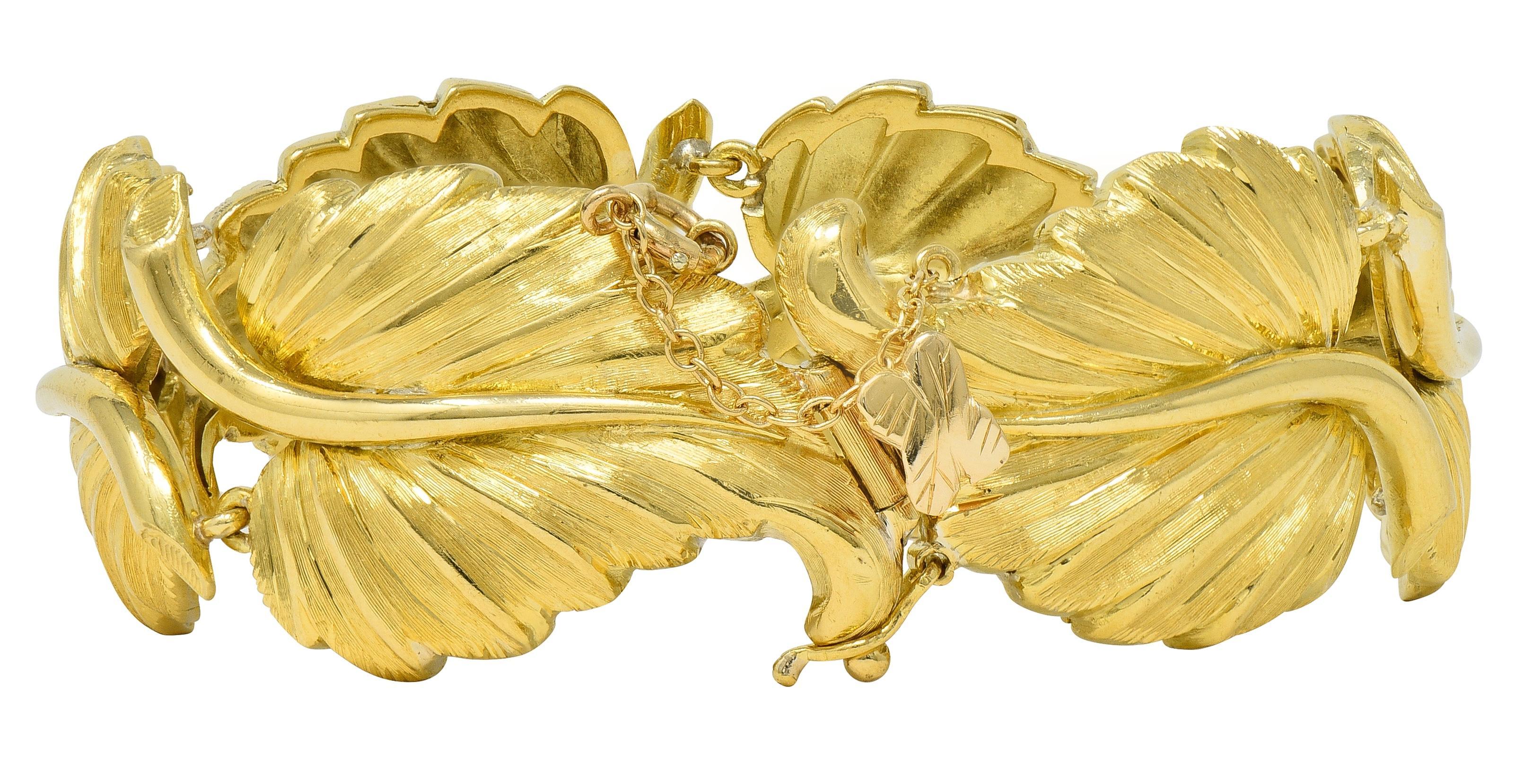 Tiffany & Co. 1950's Oro amarillo de 18 quilates Pulsera vintage de eslabones foliados en venta 7
